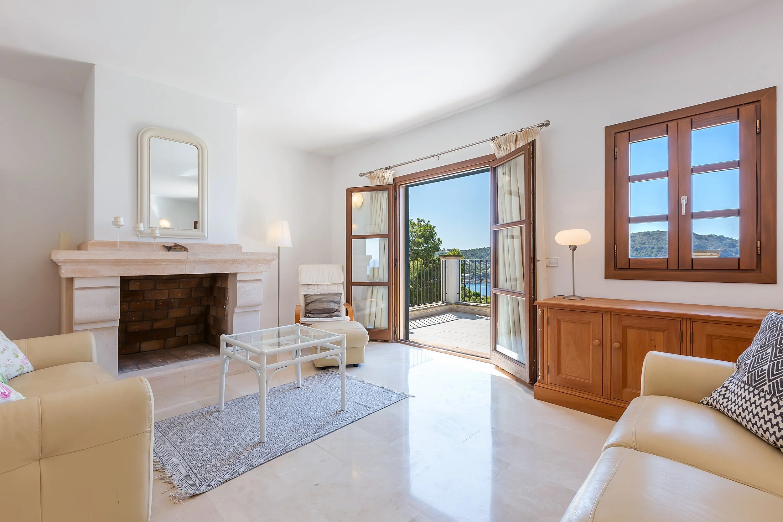 Kay - Gardenia 17-6573.jpg