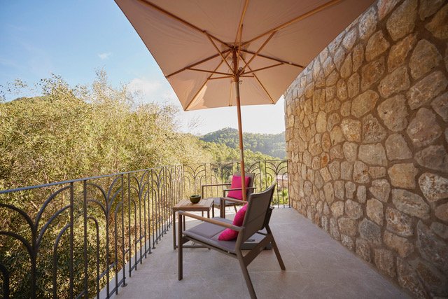 Fly_Balkon_2_top!_586.jpeg
