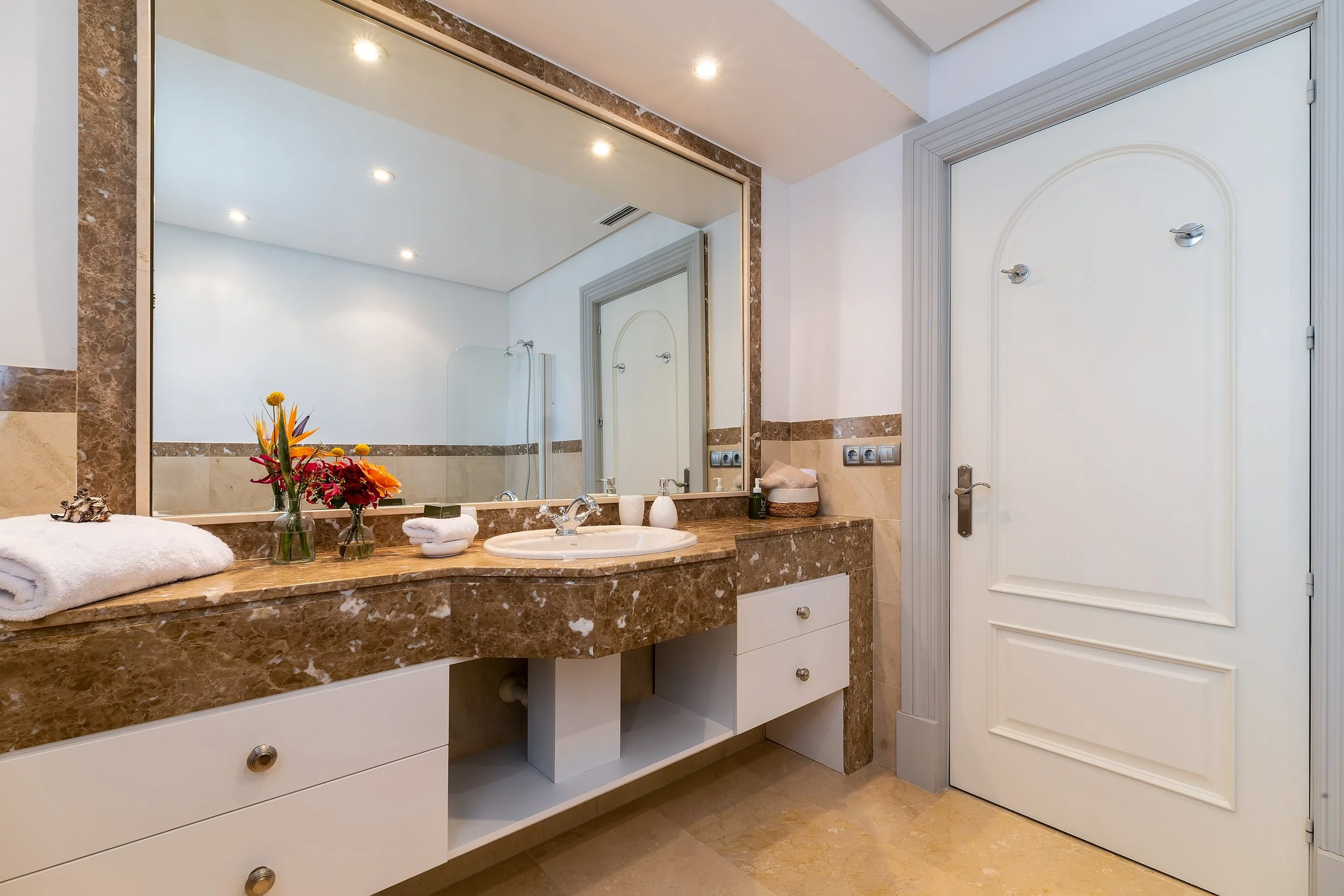 Kay Villa Kerida 23-128.JPG