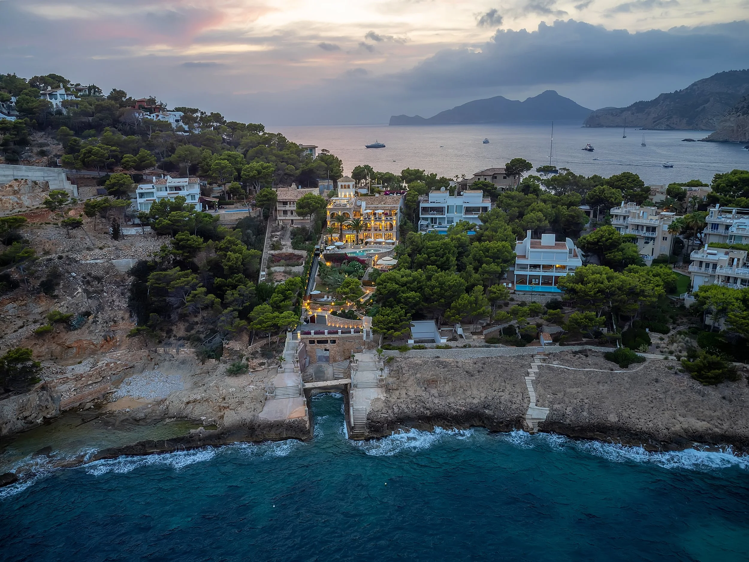 Kay Villa Kerida 23-180.JPG