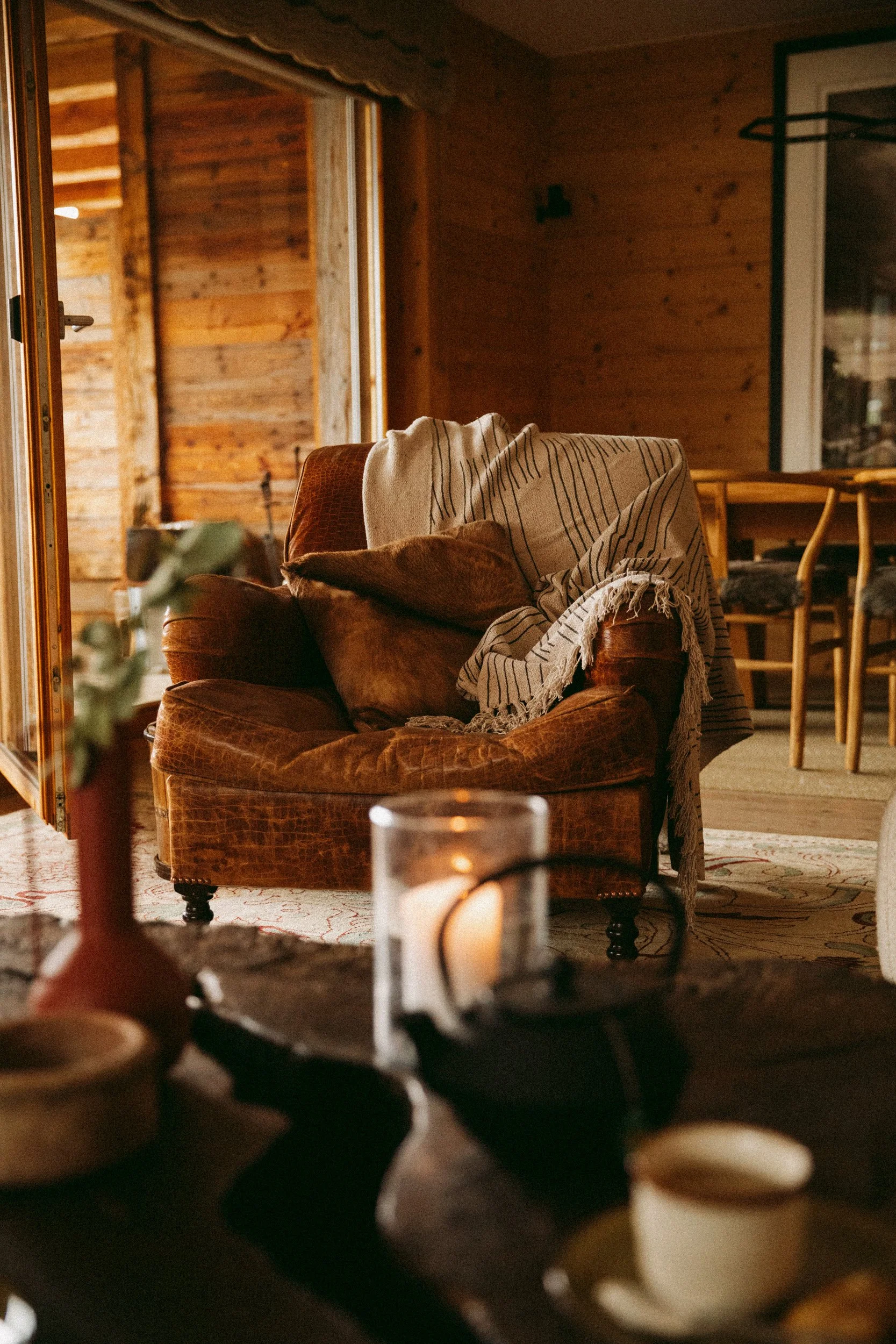 SA_Chalet Valentine_Living Room B.jpg