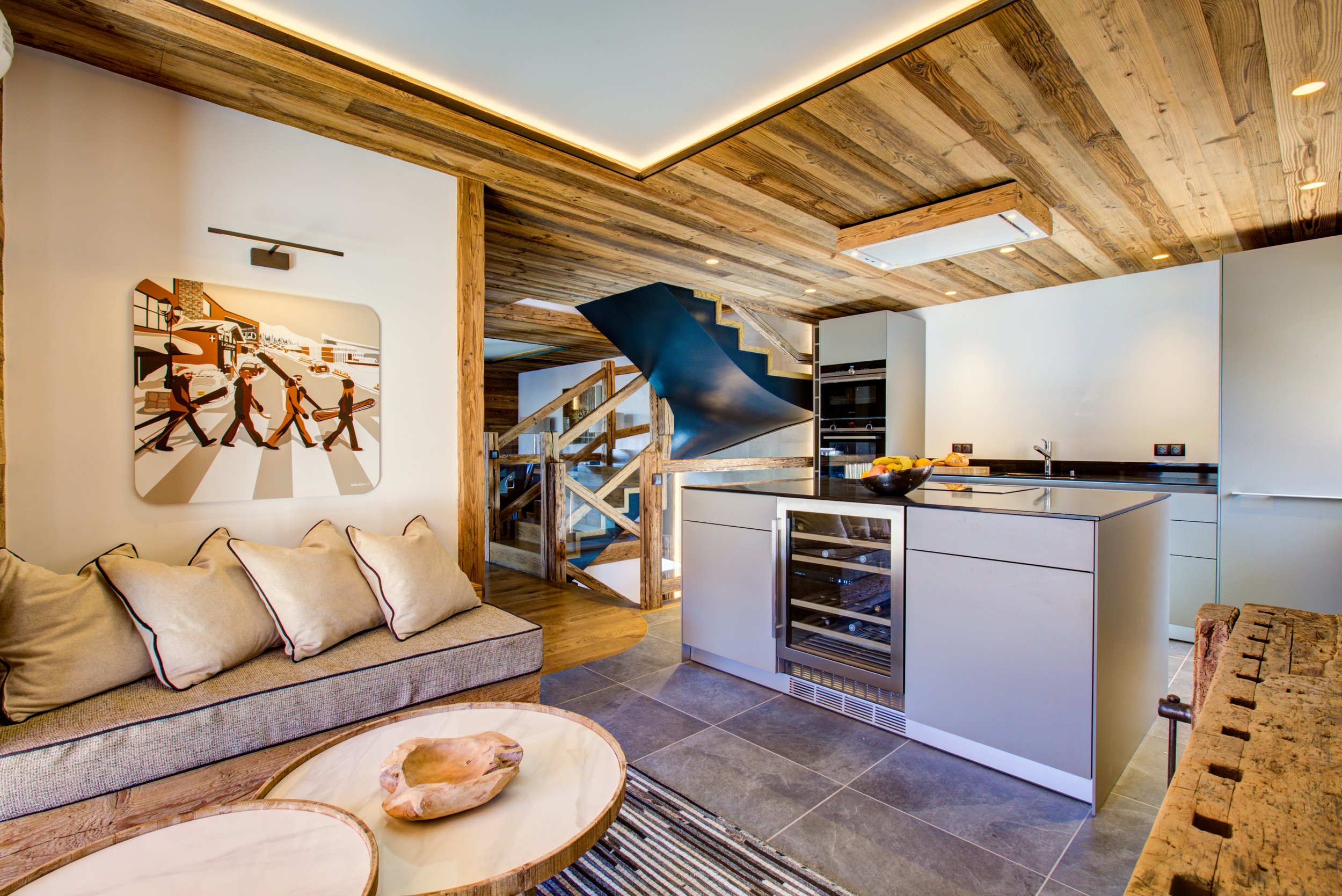 Snug and kitchen 1.jpg