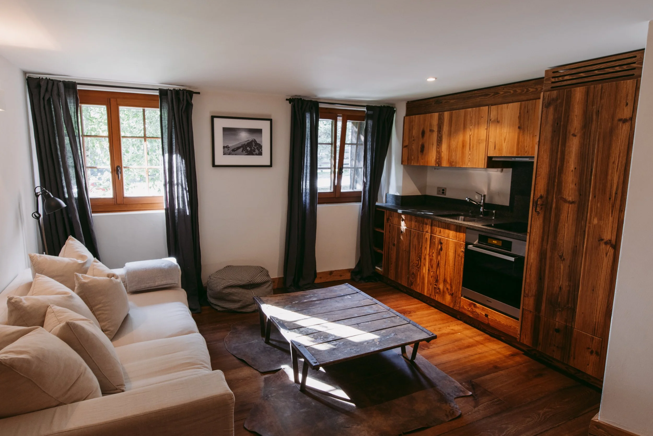 Sa_Chalet 1936_Staff Room .jpg