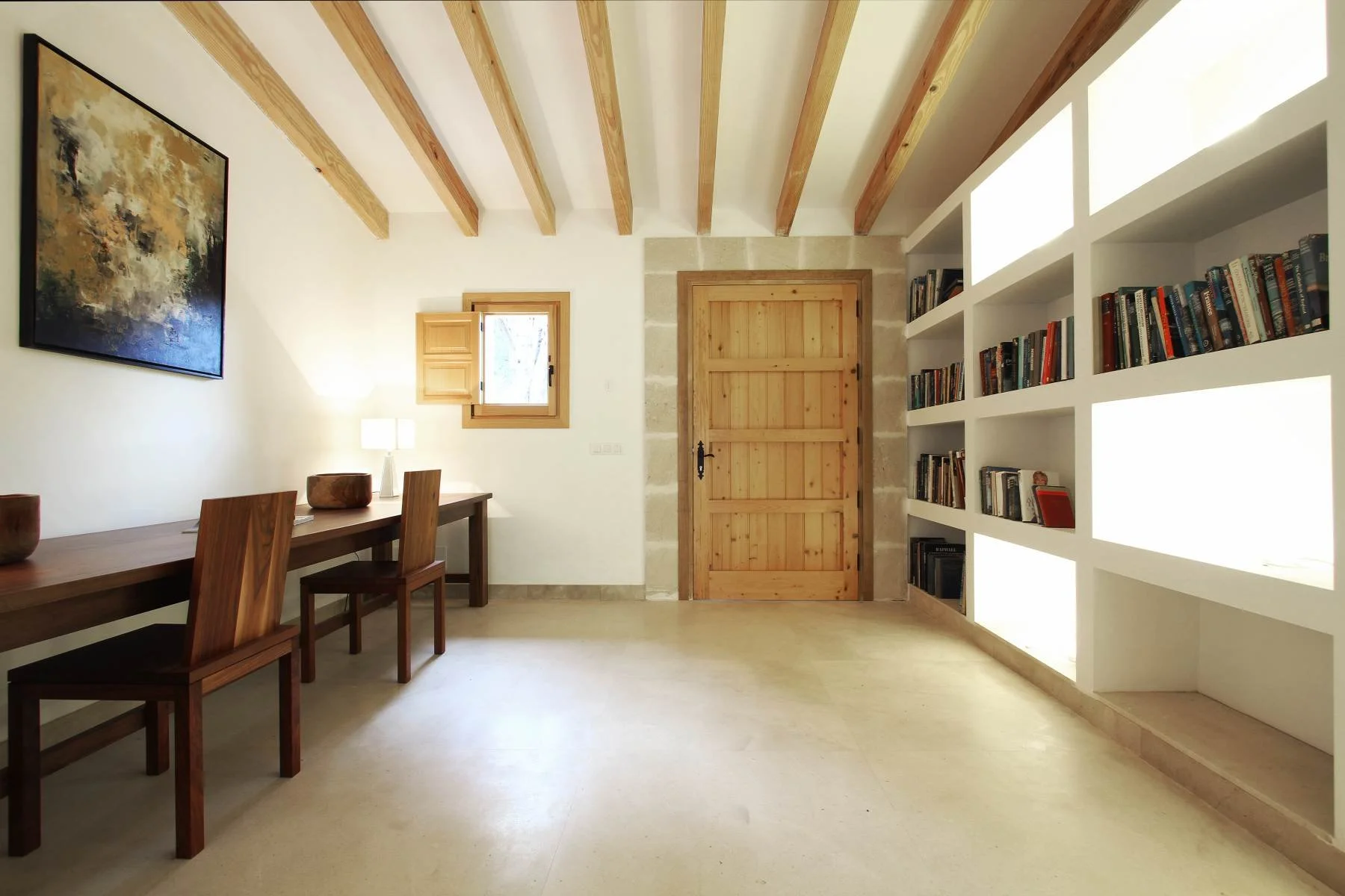 WHALLEY Can Perot - ENT 01 sml.jpg