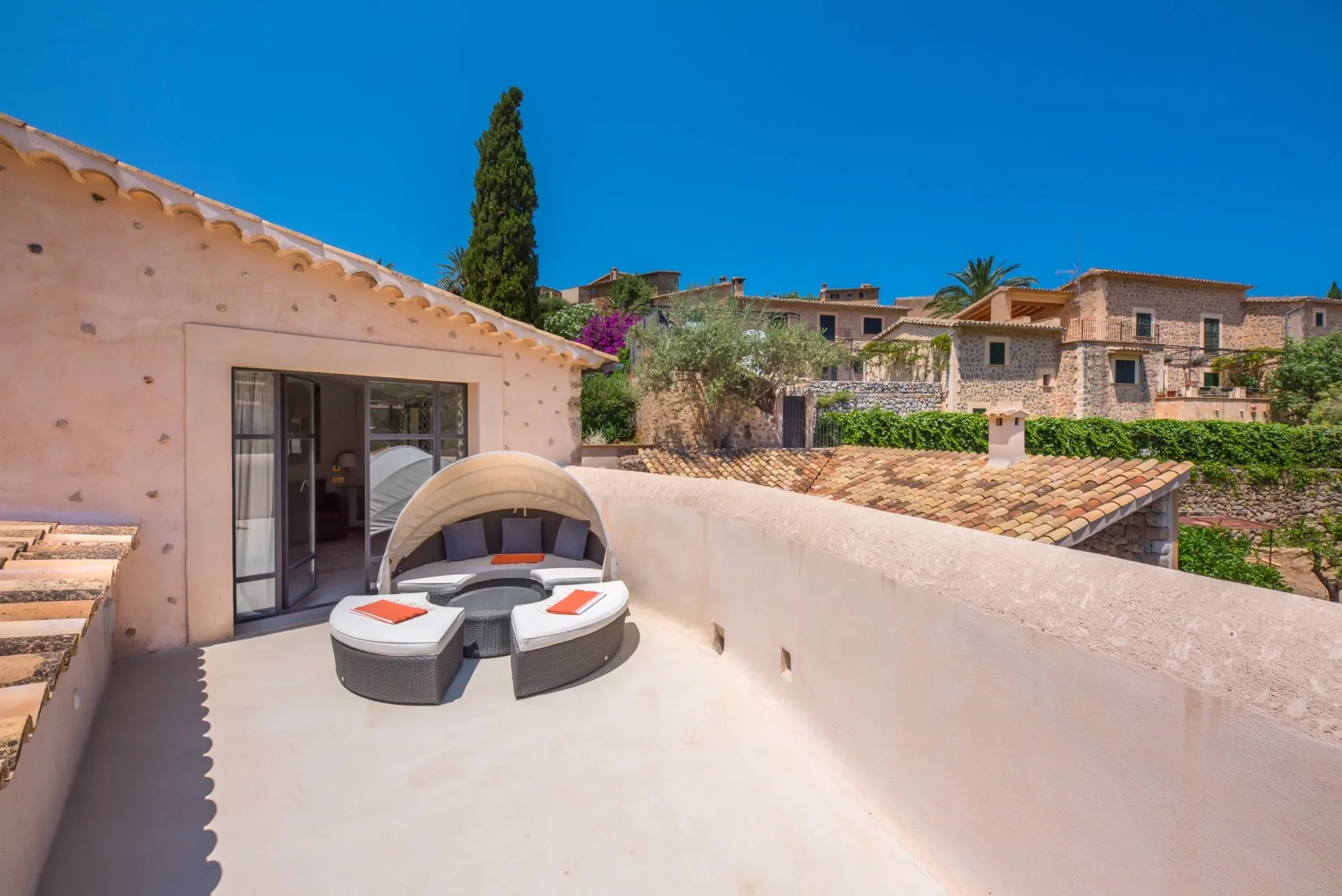 RL3 TOP TERRACE.webp