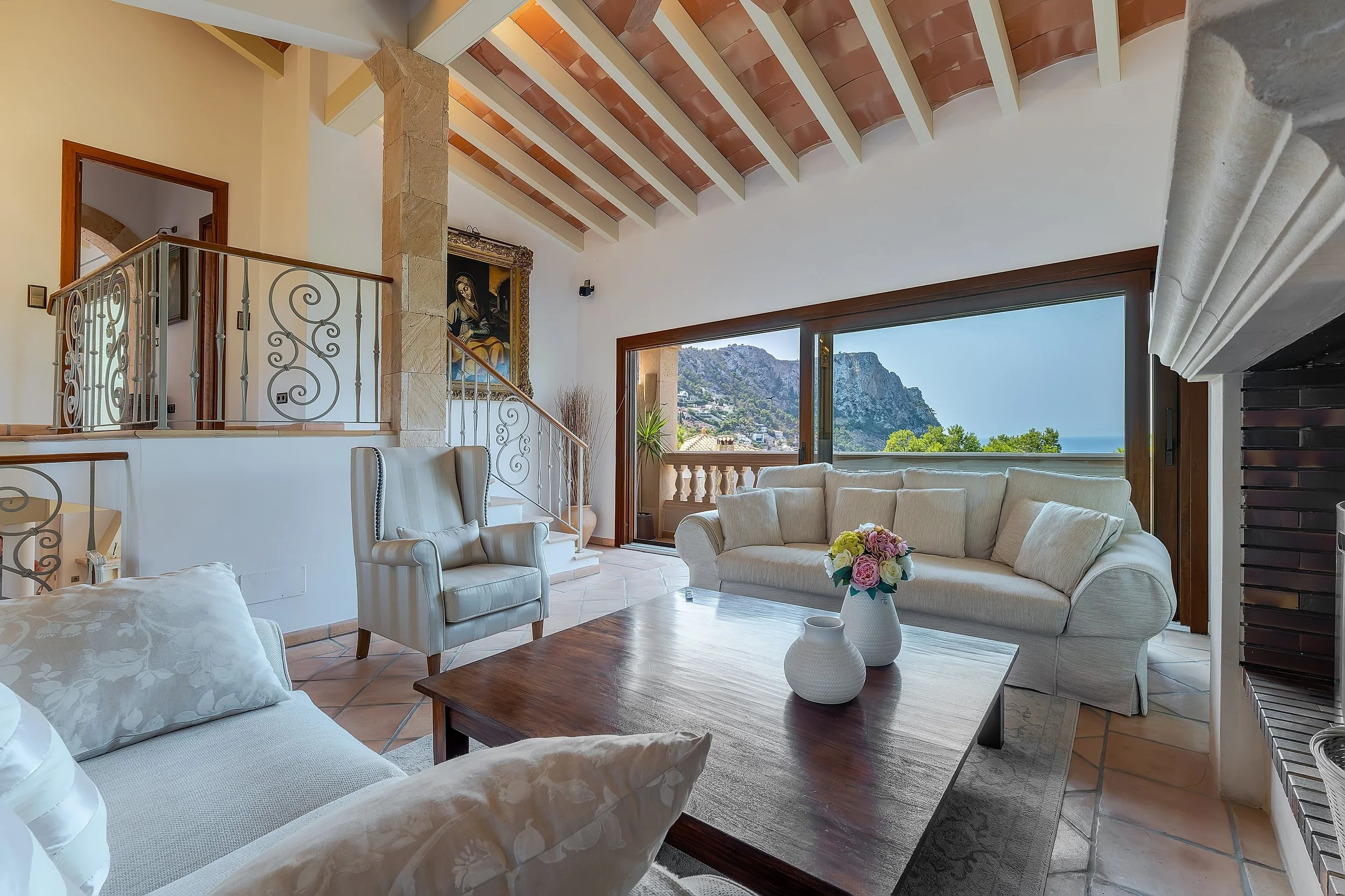 Kay - Luxury Villas - Sirviola 7-8.jpg