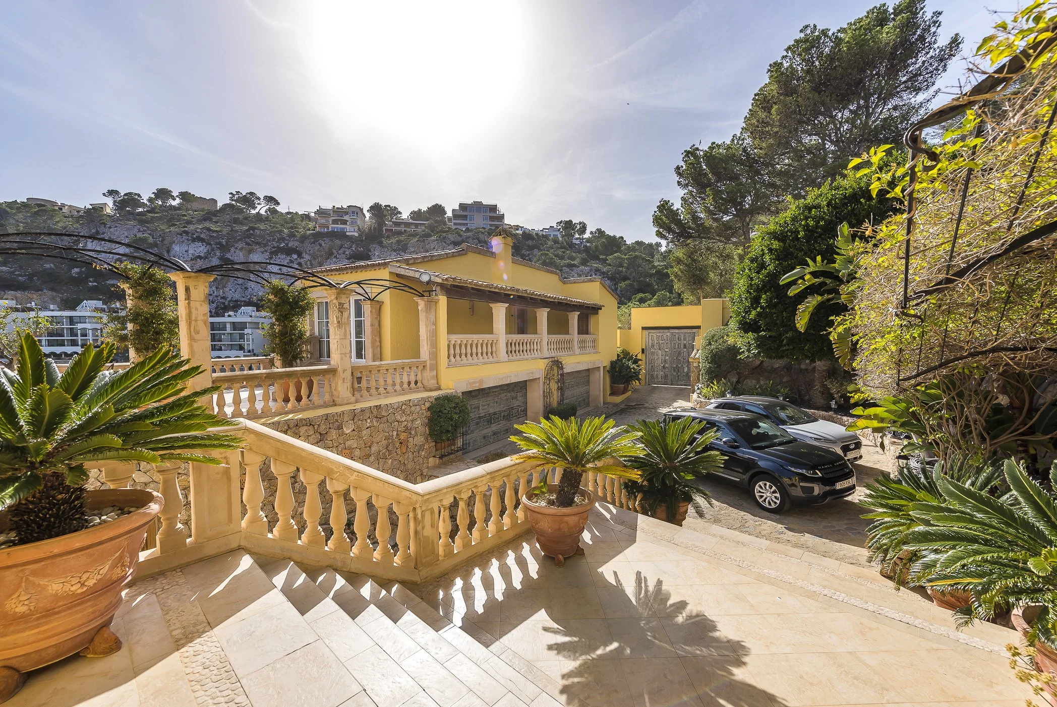 Yellow Castle Mallorca (1).jpg