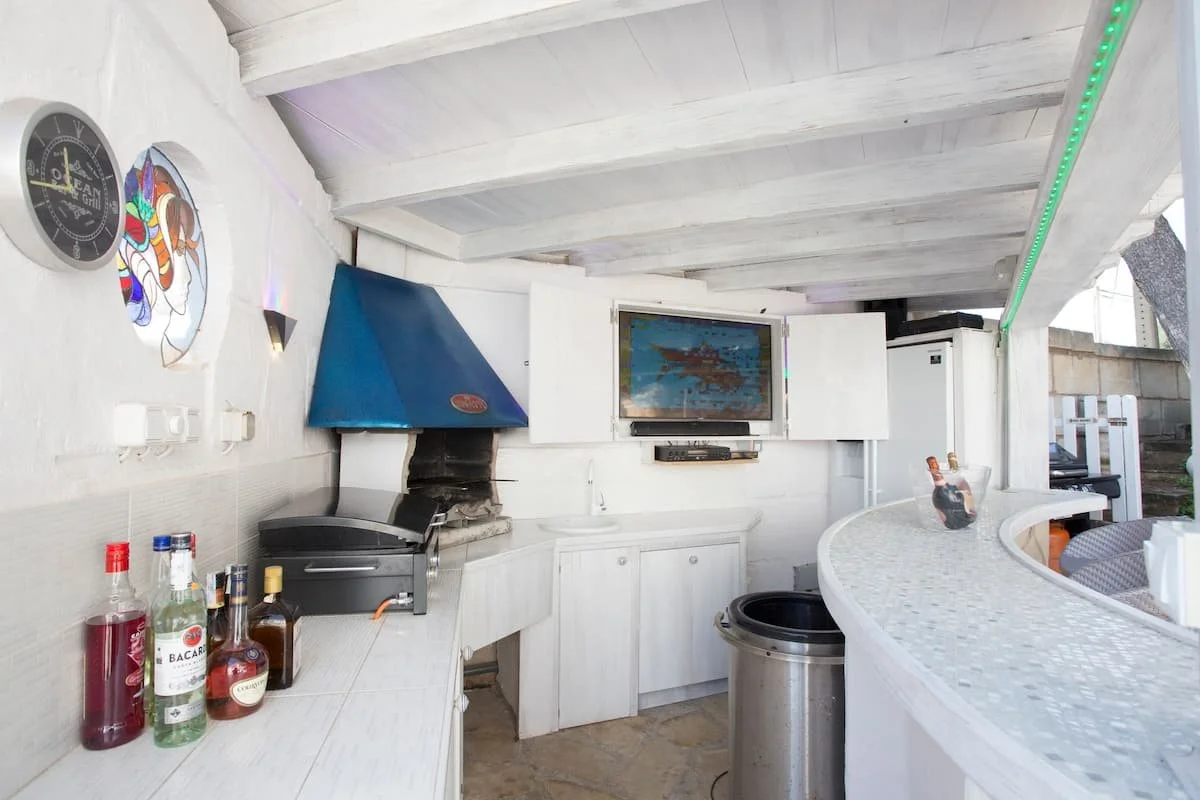 sports bar 2 (1).jpg