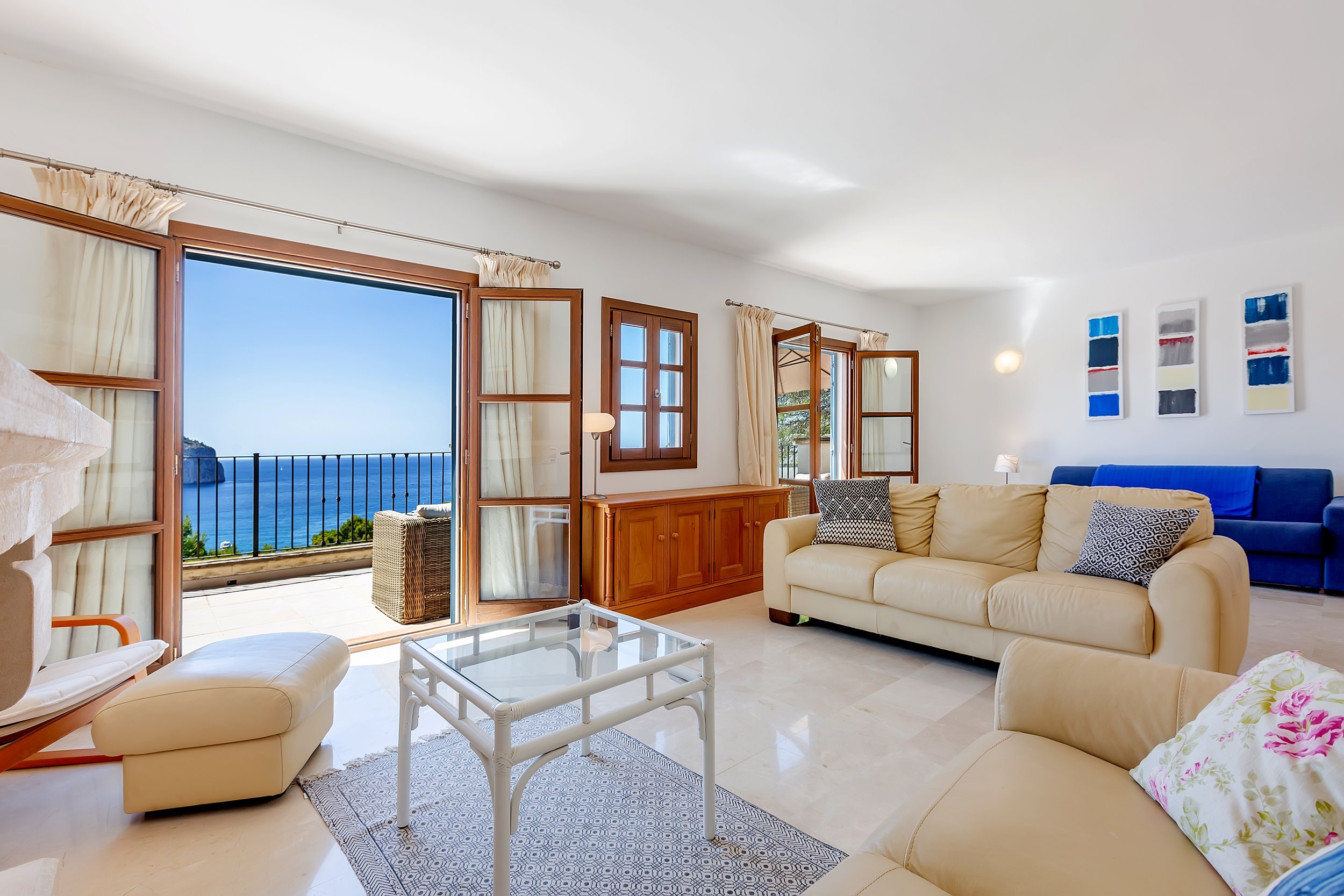 Kay - Gardenia 17-6591.jpg