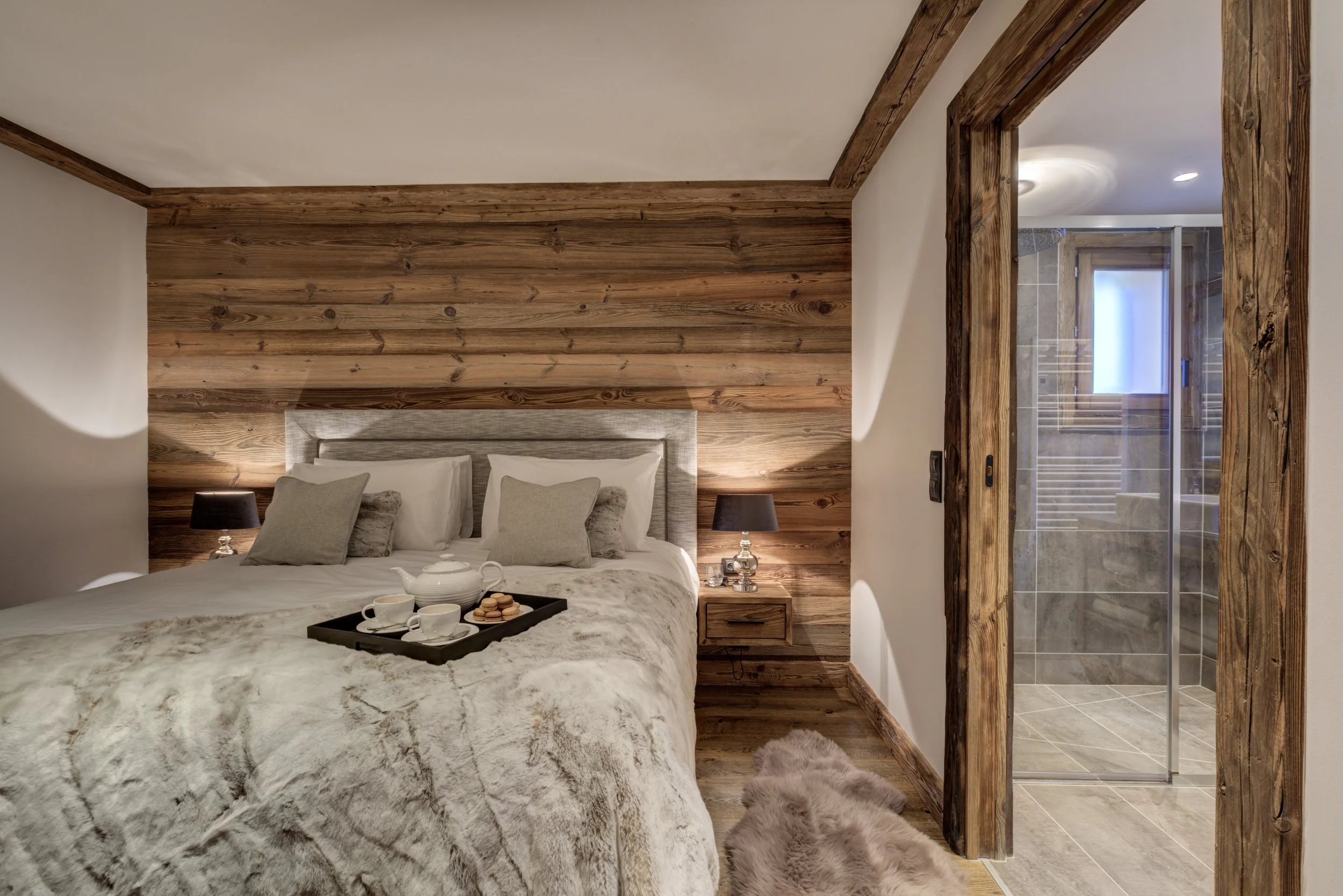 Bedroom 4 - Superking3.jpg