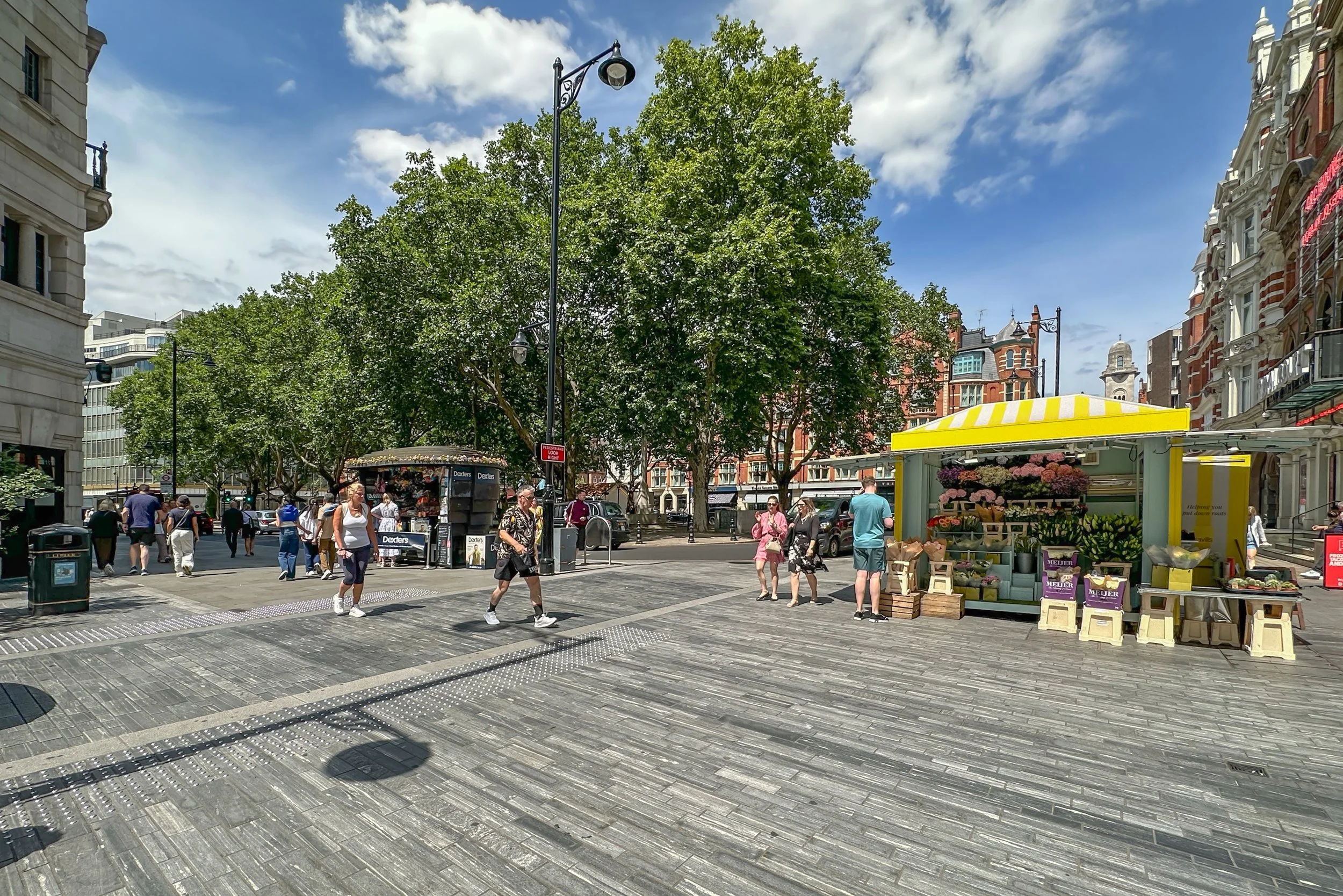 23-Sloane_Square.jpg