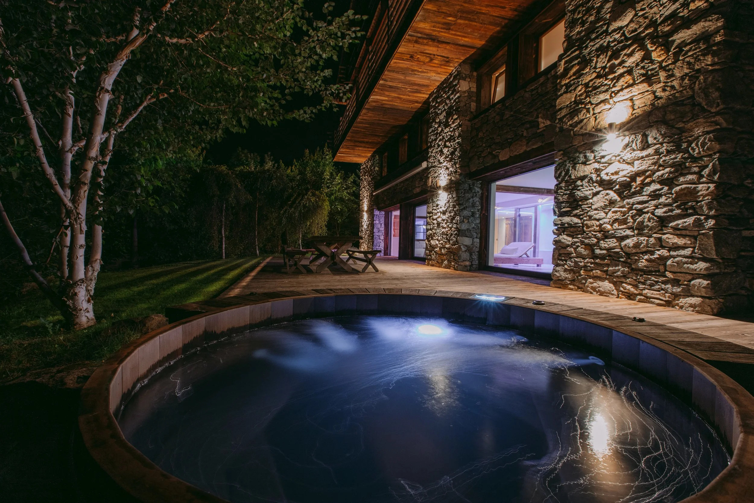 SA_Chalet 1936_Hot Tub A.jpg