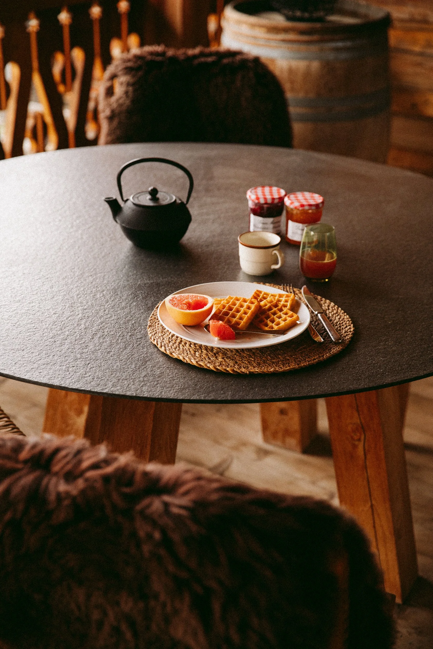 SA_Chalet Valentine_Balcony Breakfast.jpg