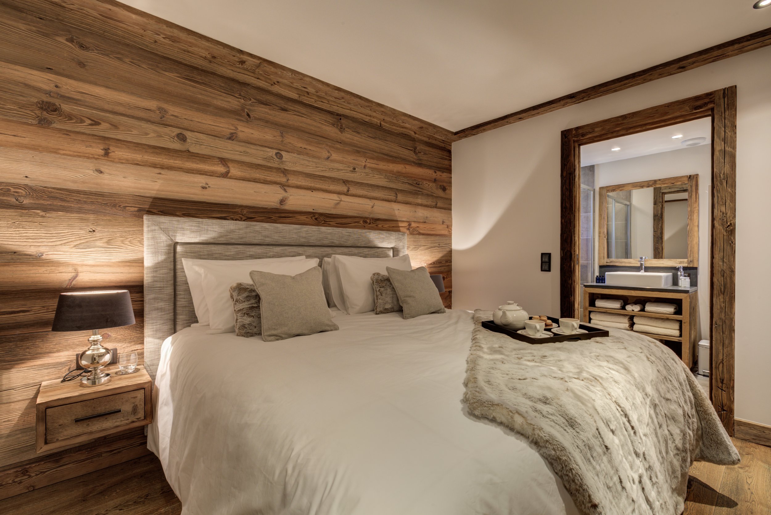 Bedroom 4 - Superking2.jpg