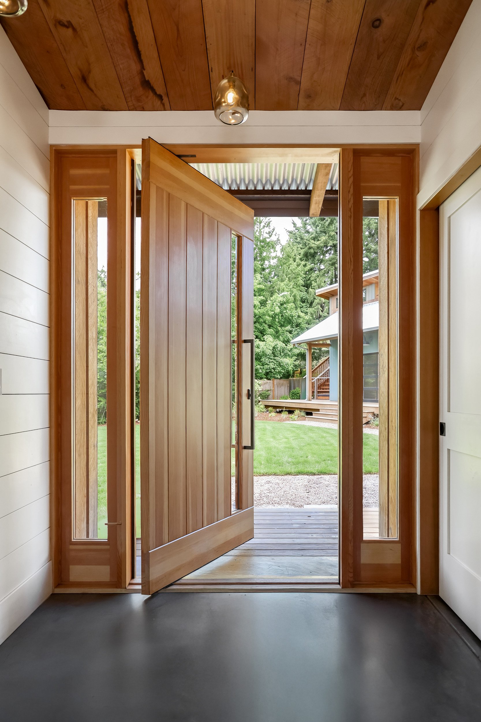 anderson-valley-residential-architecture-02-apple-farm-residence-72dpi.jpg