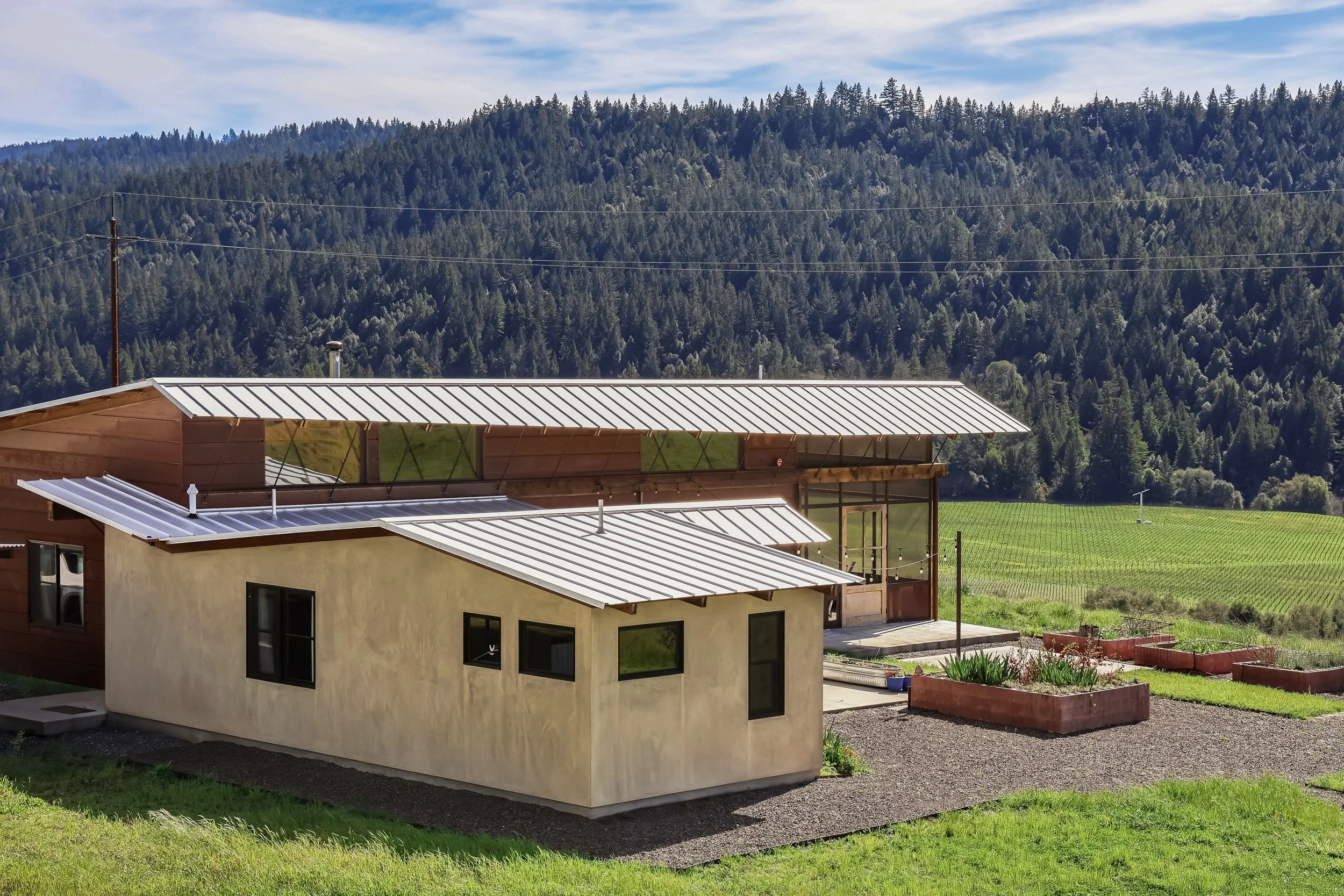 anderson-valley-custom-home-boonville-residence-72dpi.jpg