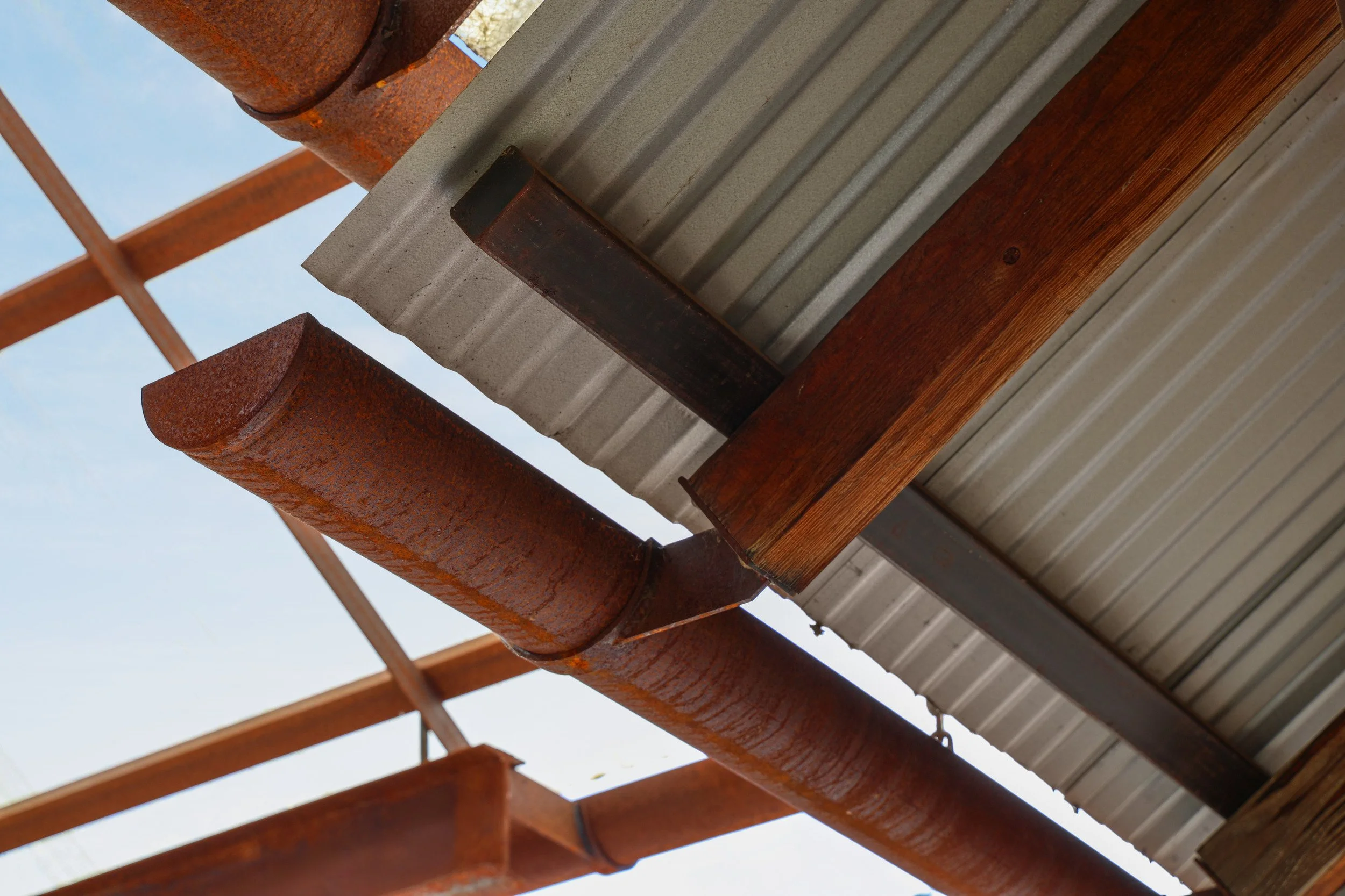 steel-window-detail-05-apple-farm-residence-72dpi.jpg