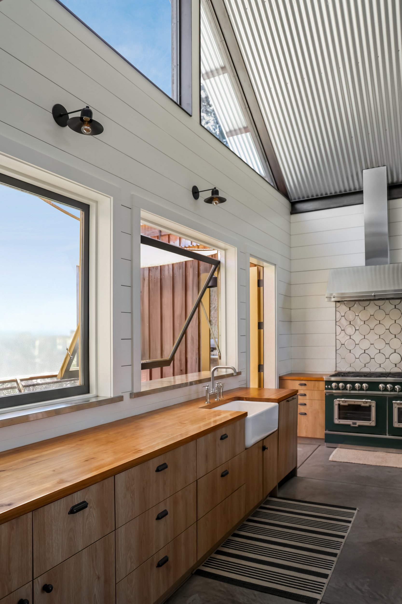 redwood-interior-design-apple-farm-residence-72dpi.jpg