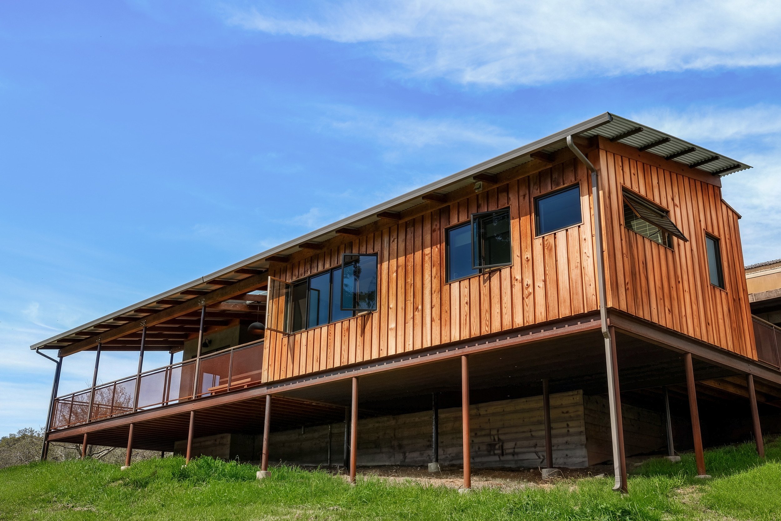 corrugated-metal-gable-roof-home-apple-farm-residence-72dpi.jpg