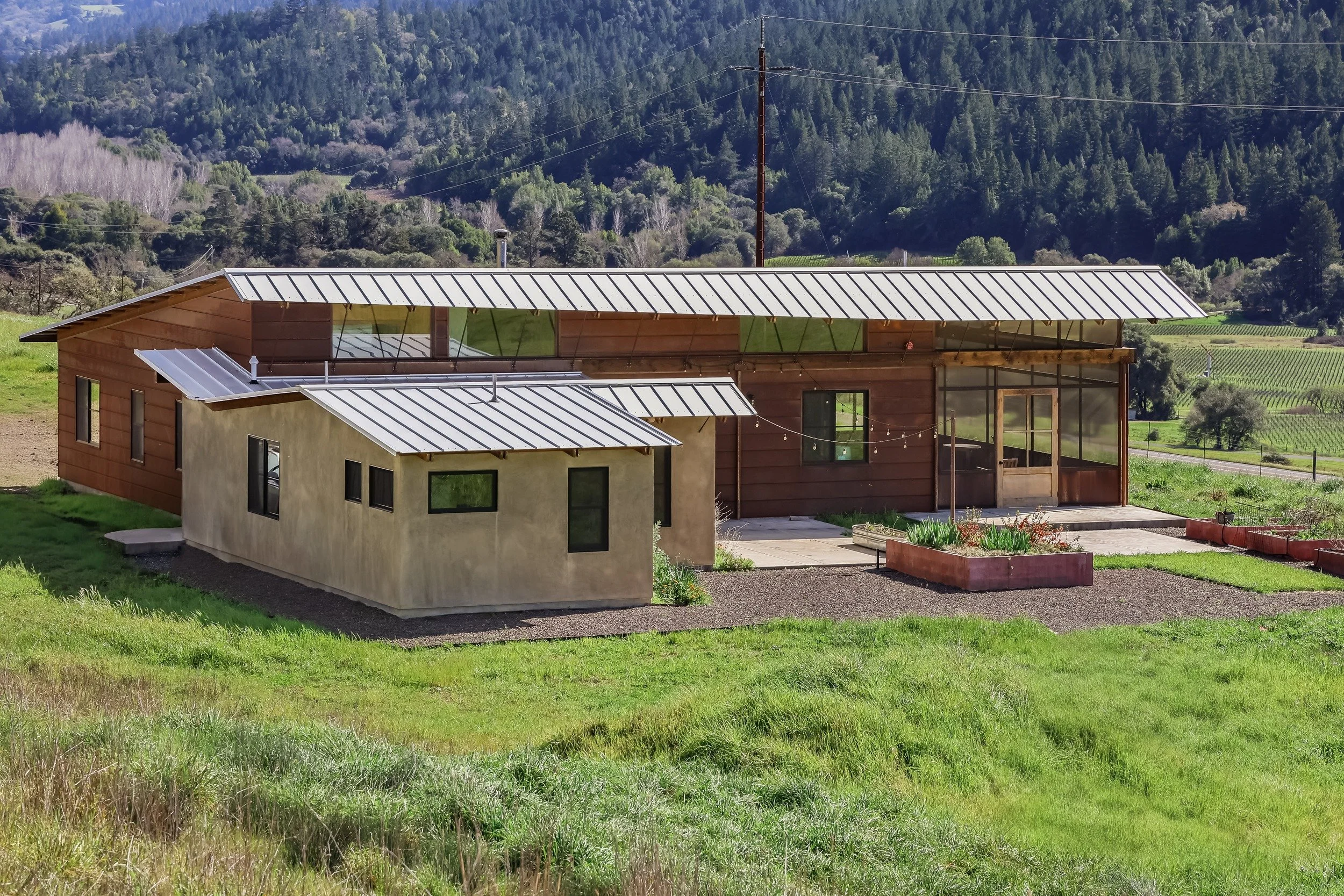 wine-country-hillside-residence-boonville-residence-72dpi.jpg