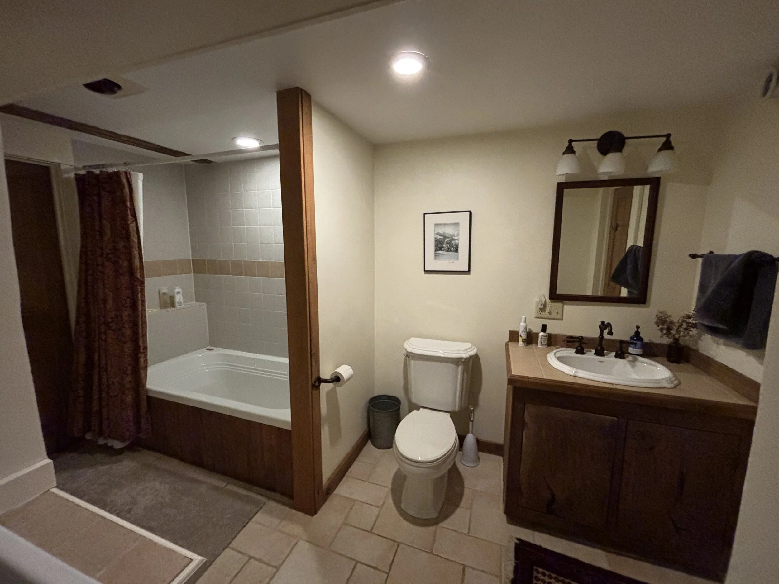 Main House Full Bath