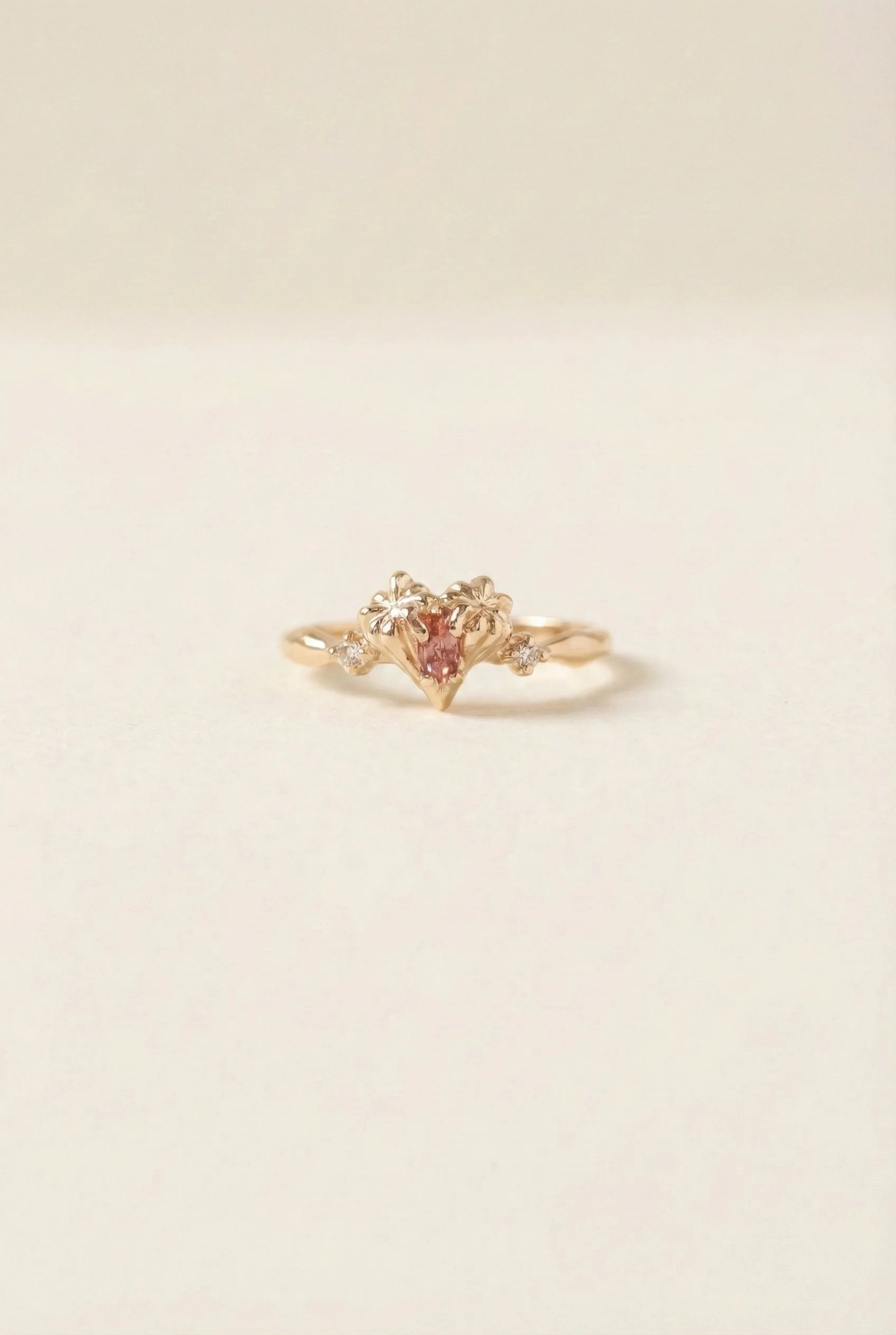 Onbi-Ae Ring with Padparadscha