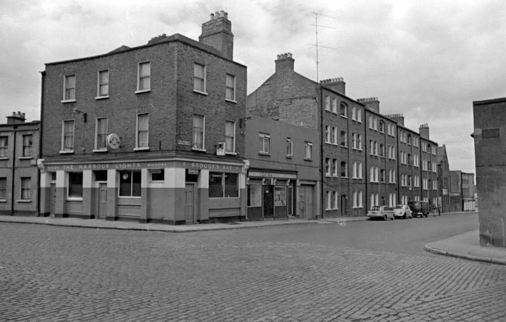 Echlin Street from the other end. My flat was opposite the car parked on this end. Ma and Jay lived down the other end of the block