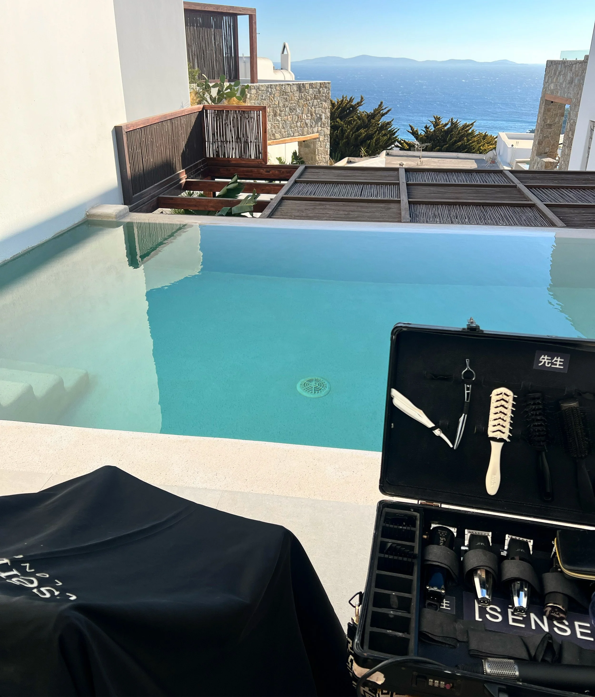 premium barber Mykonos.JPG