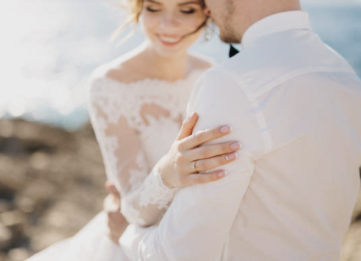 The Mykonos Wedding Week Beauty Timeline