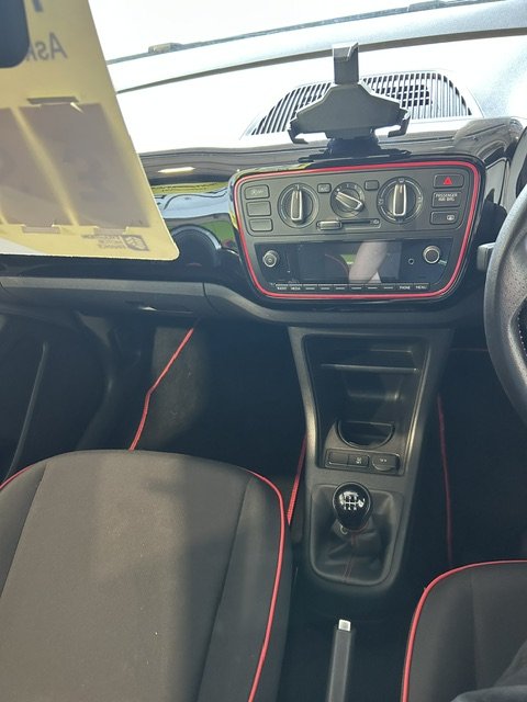 seat radio.jpeg