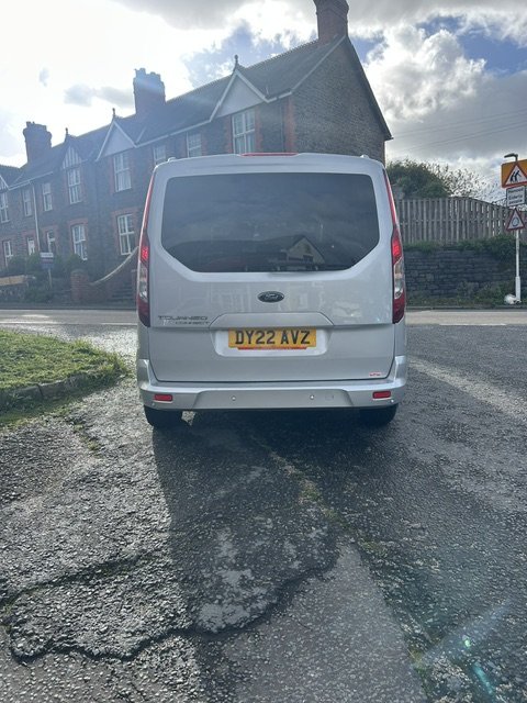 DY22 Ford rear.jpeg