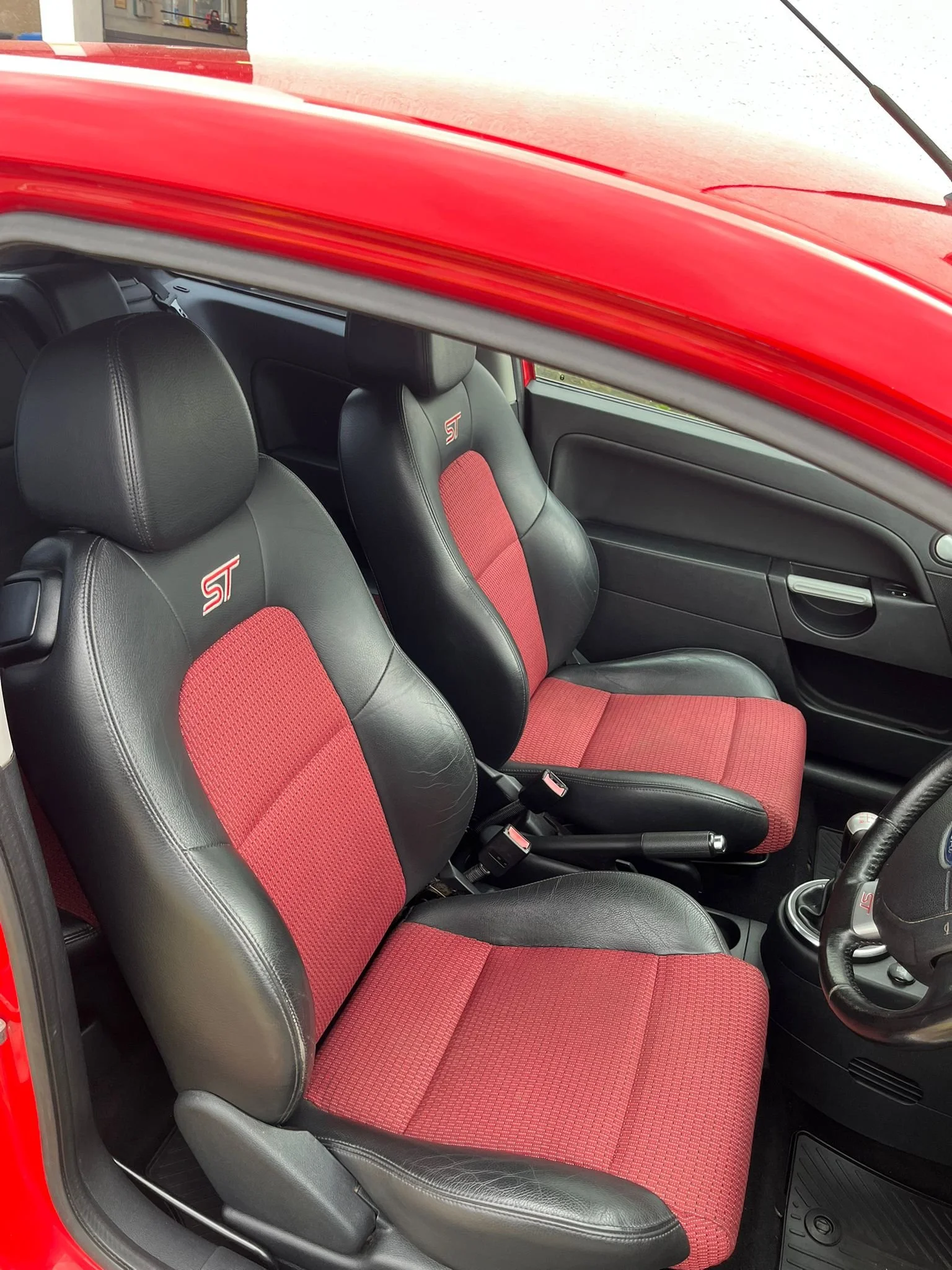 fiesta front seat.jpg