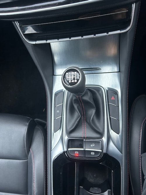 gear stick ld23.jpeg