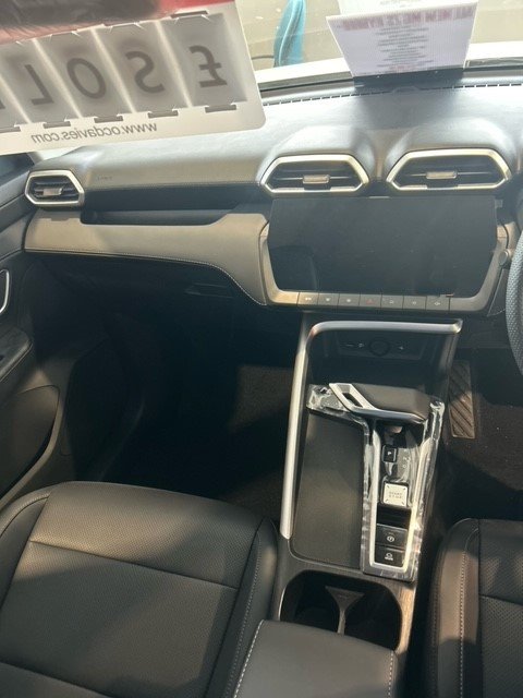 inside ZS.jpeg