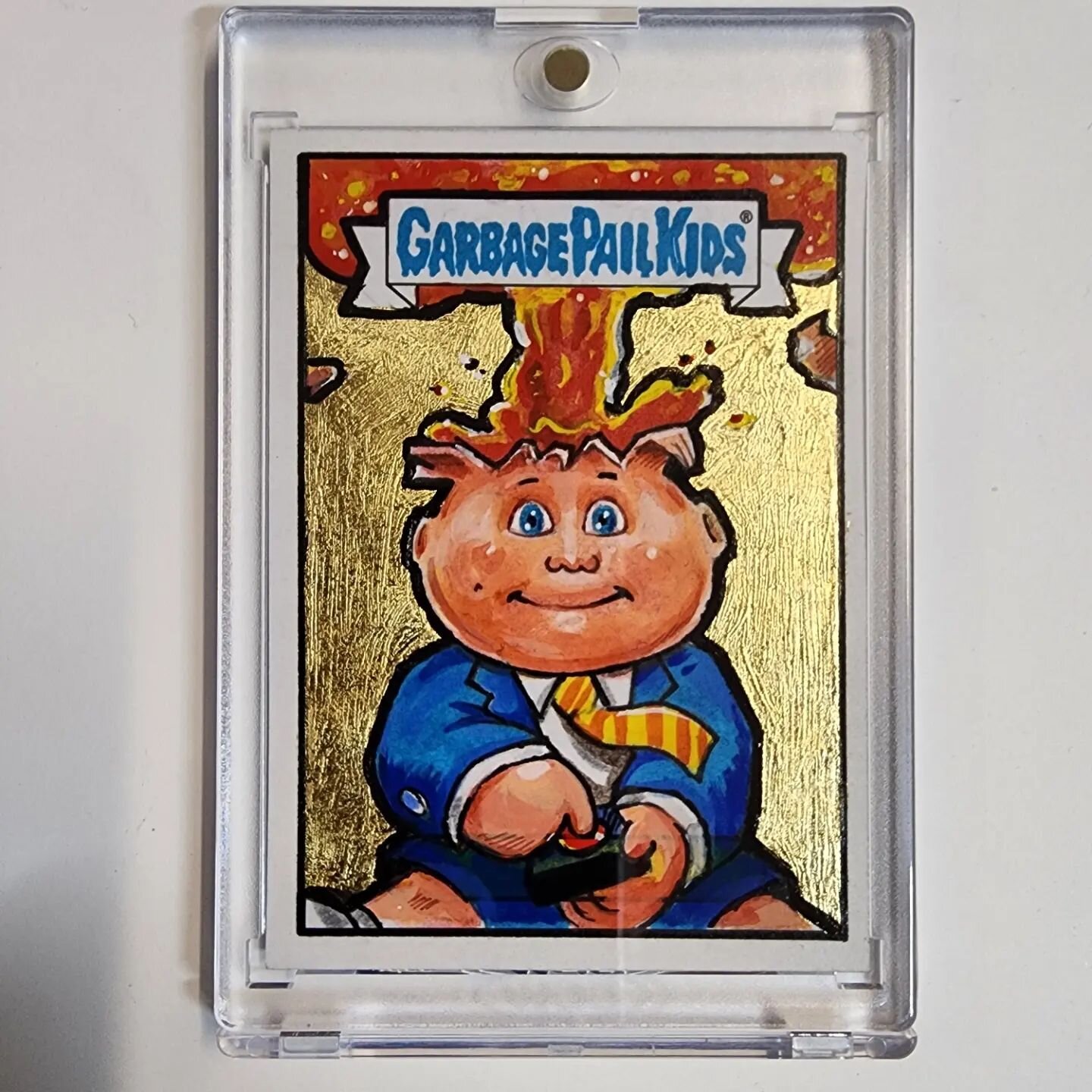 Gooooold! This GPK sketch card has a hand applied and varnished gold leaf background and is available now for bidding on Da' Bay Starting at 99c !! Now I can rest my eyes for a little!

#garbagepailkids #gpk #Sketch #sketchcard #tradingcards #topps #