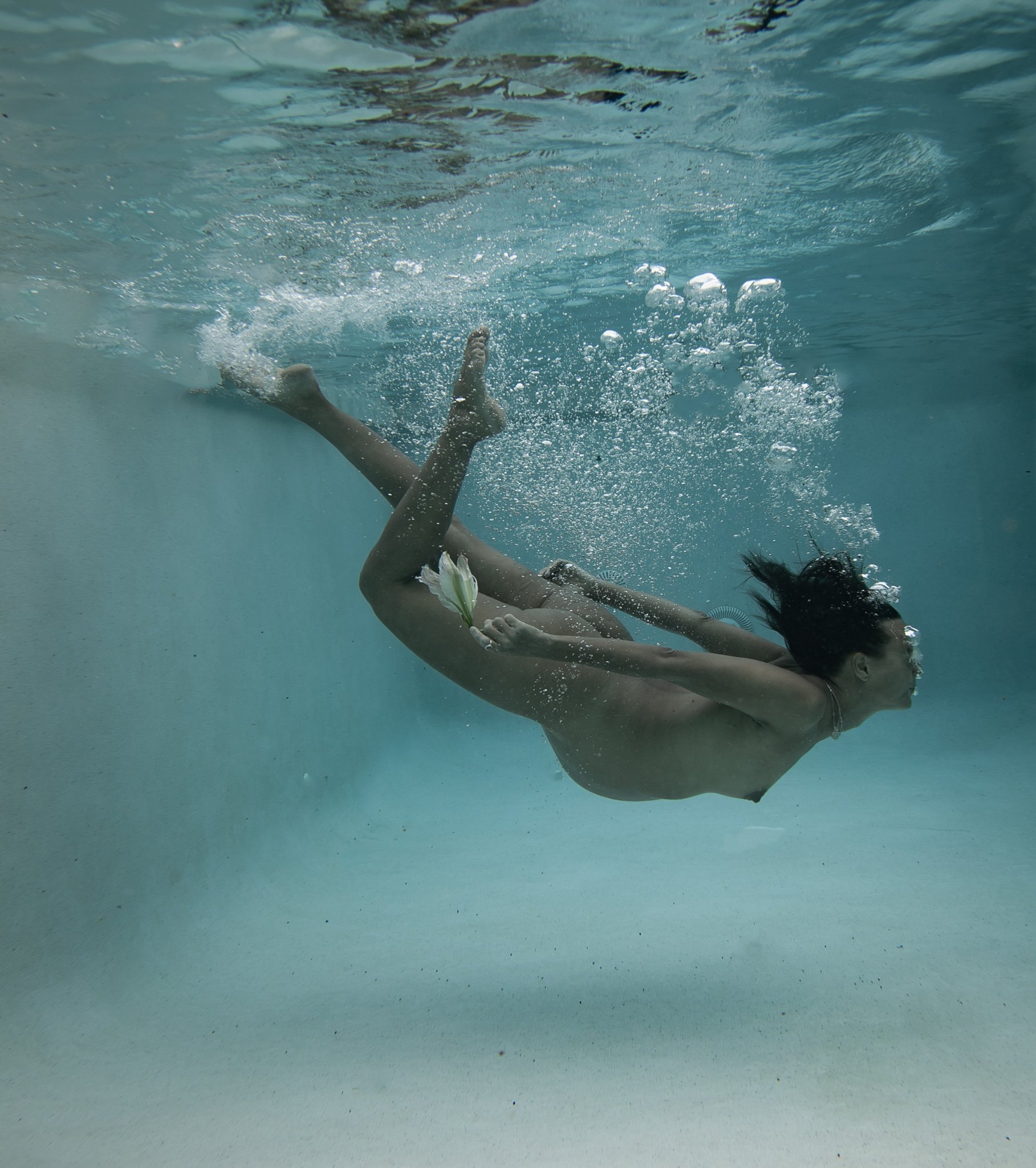 byronbay-maternity-underwater-photographer-roshini-m-phototography--50.jpg