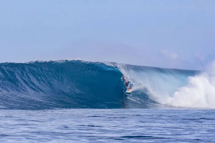 Telos on the pump!

Secure your place at Telo Beach House
www.telobeachhouse.com

#TeloBeachHouse #TeloIslands #SurfTrip2026 #UncrowdedWaves