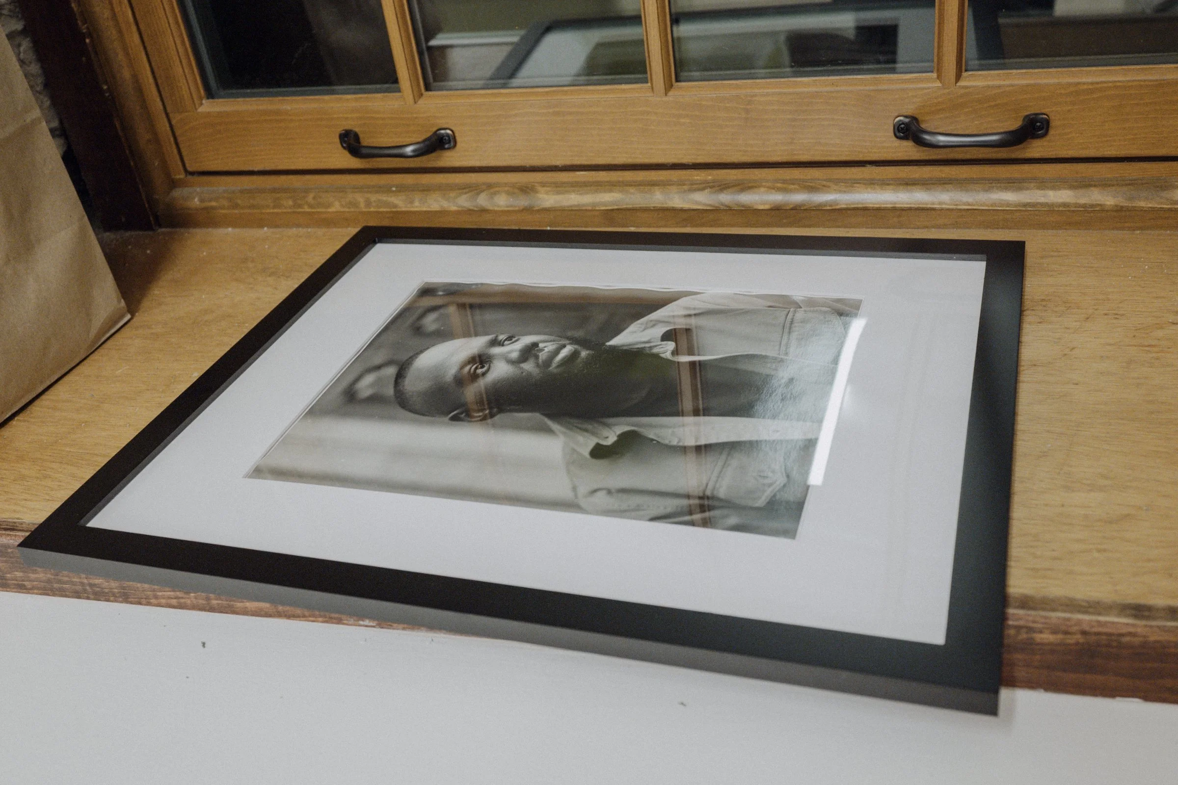 grid-install-02-framed-print-window.jpg