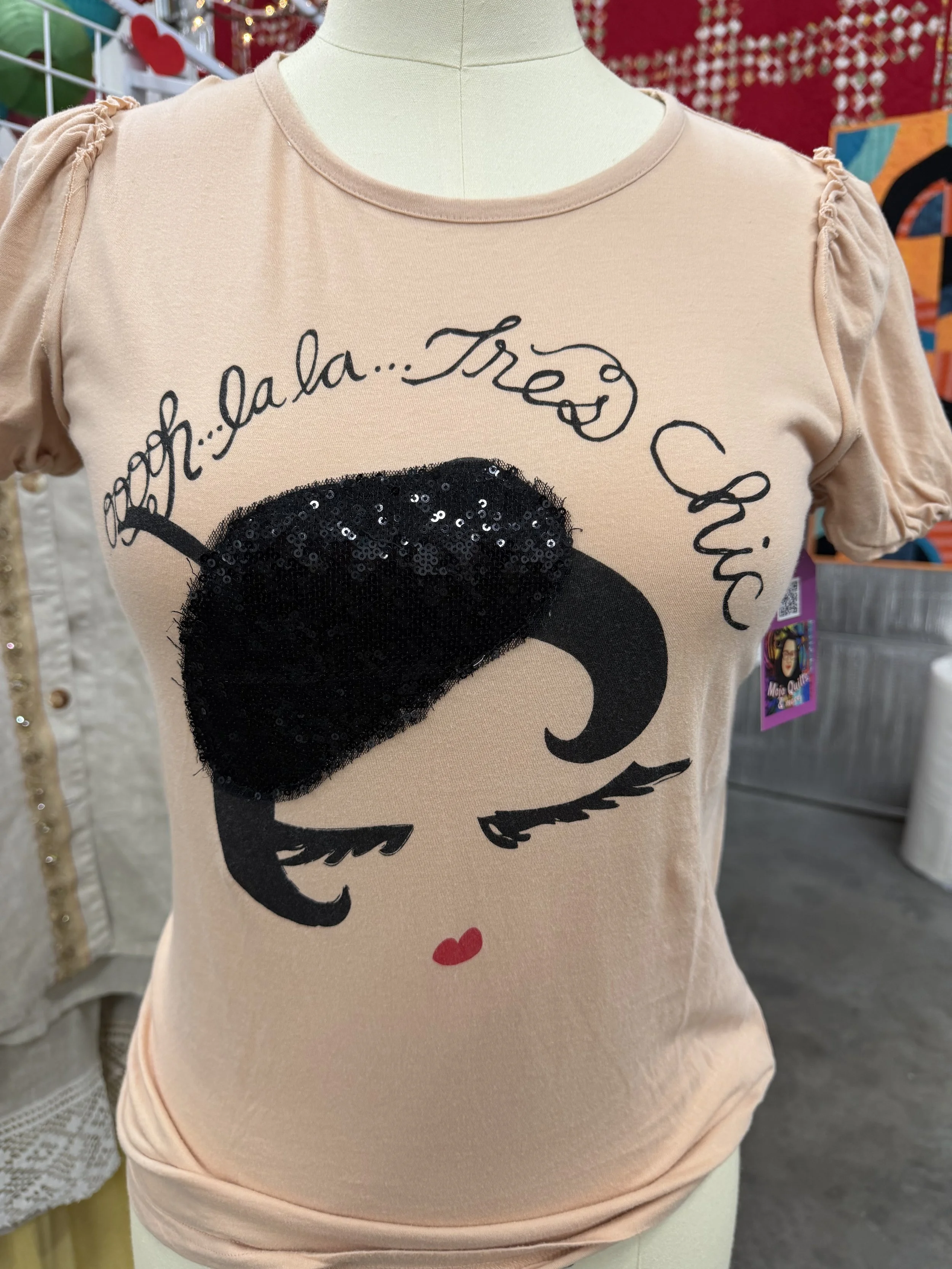 Ooh La La Tres Chic T-shirt