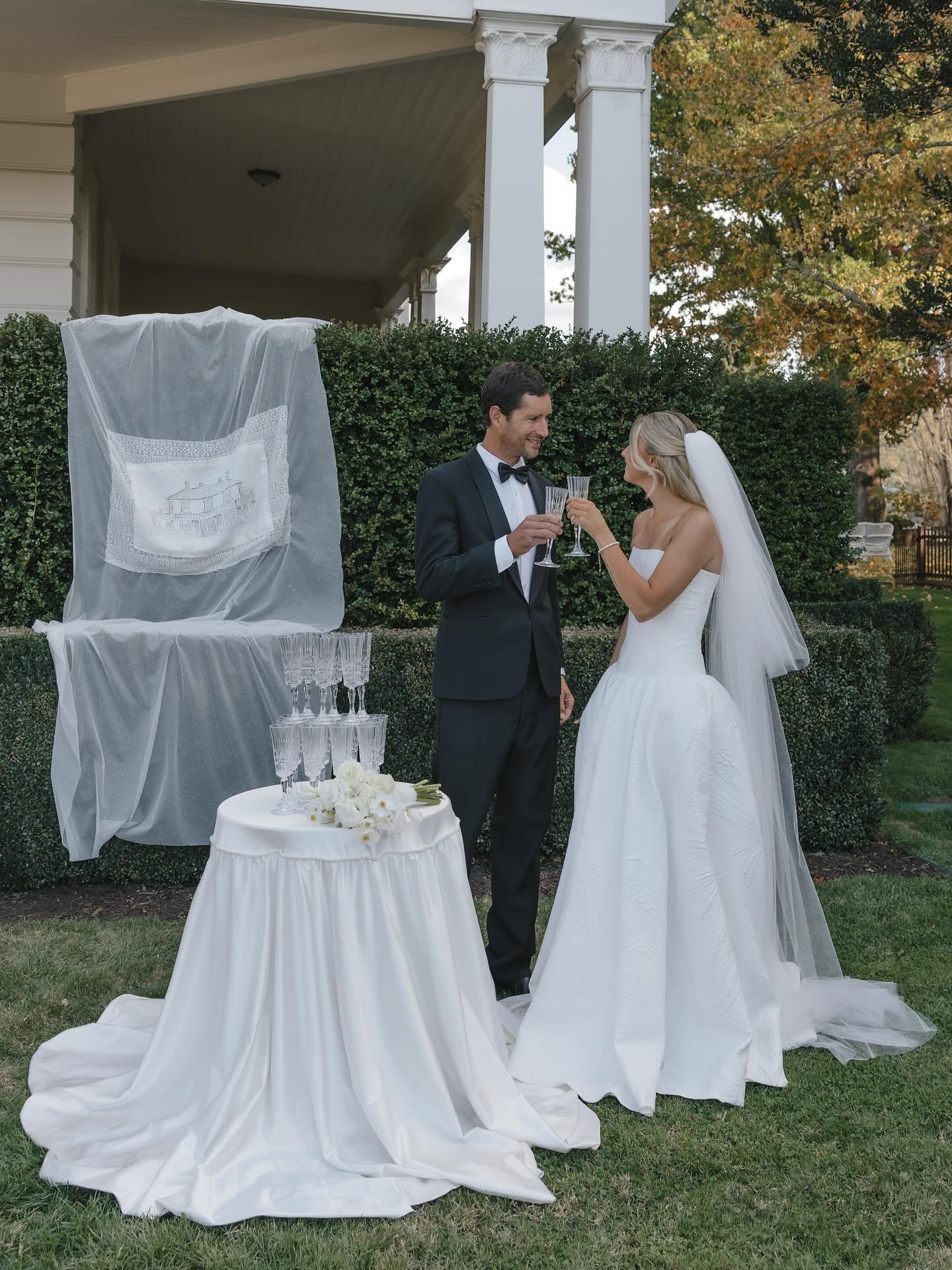 Our autumn bridal shoot at @calstockestate1831 captured the essence of chic, classic weddings &mdash; where history and elegance meet in every detail.

Now booking for 2025-2027 weddings. Enquire within.

Venue @calstockestate1831
Photography @bianca