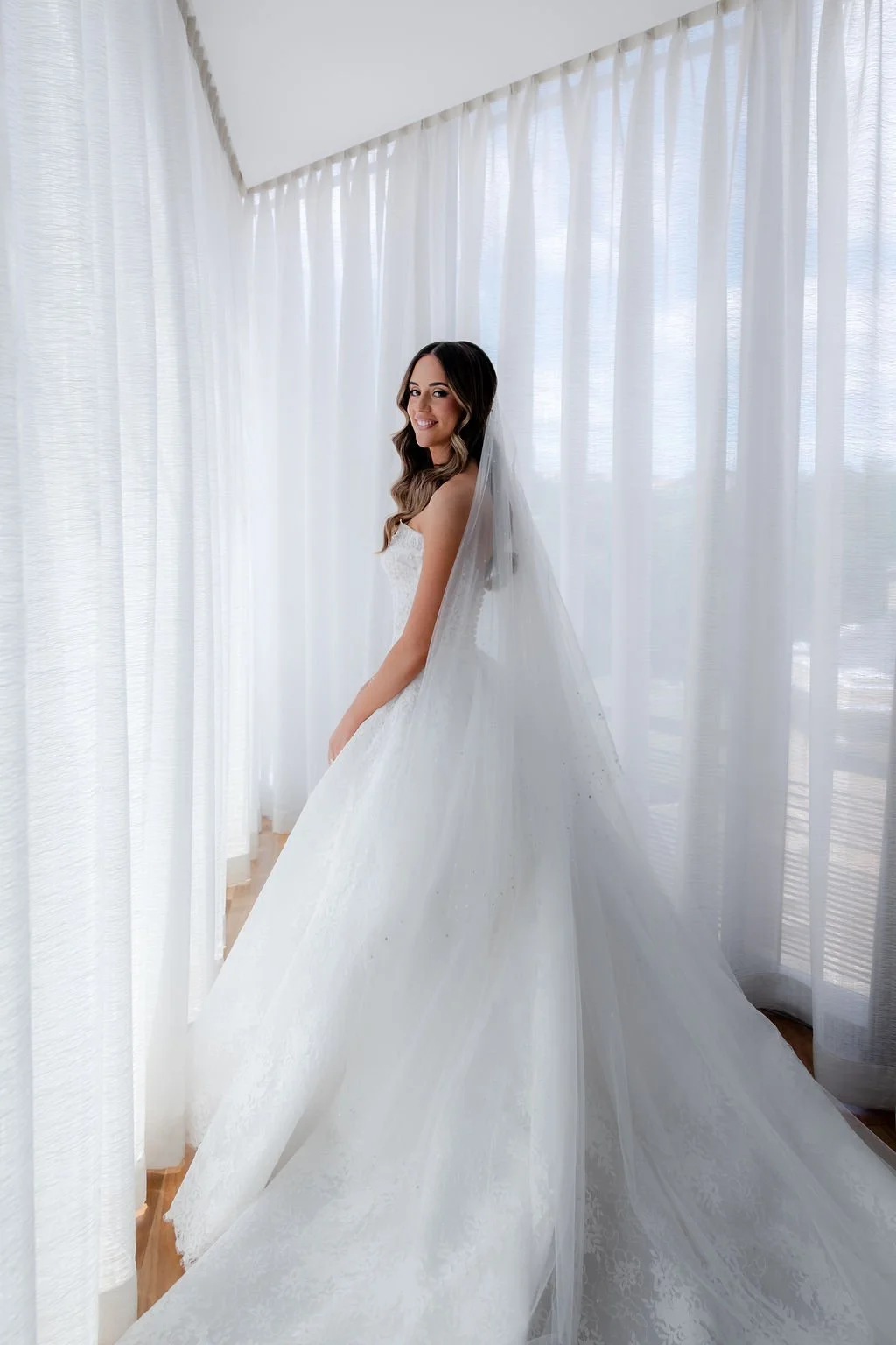 Erasmia & Daniel - Photo: End of Time Weddings