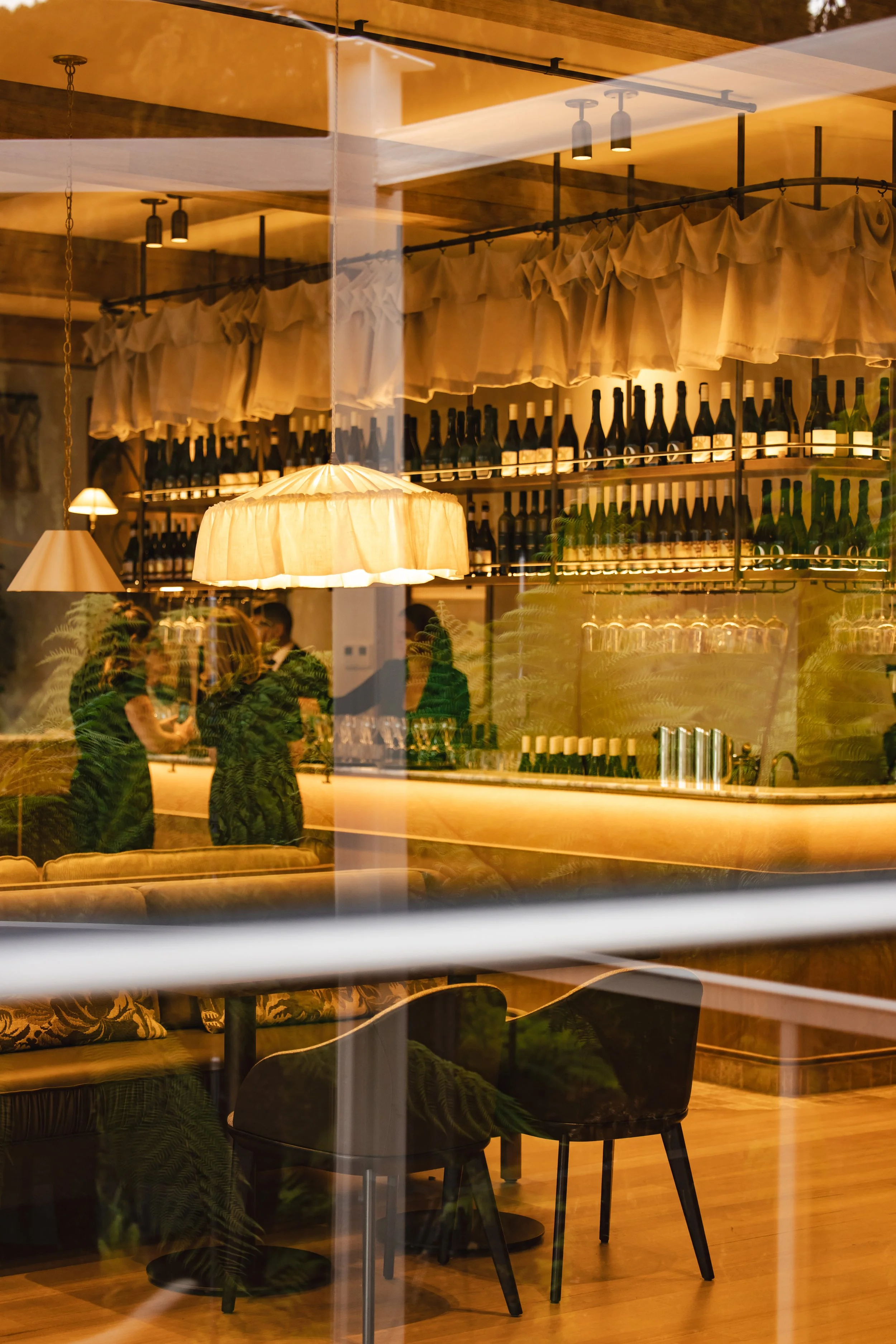 Bird in Hand - Photo: Dearna Bond