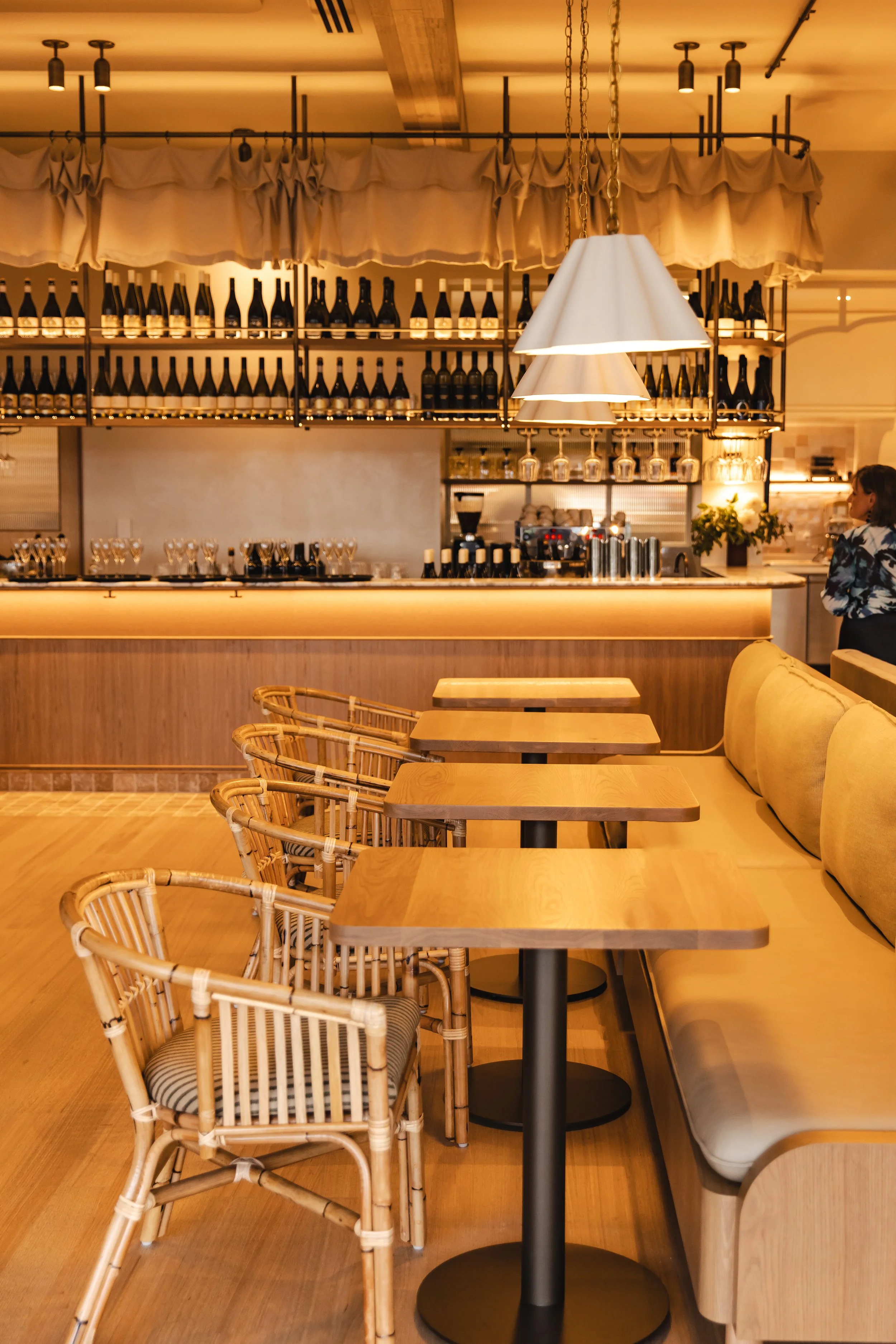 Bird in Hand - Photo: Dearna Bond