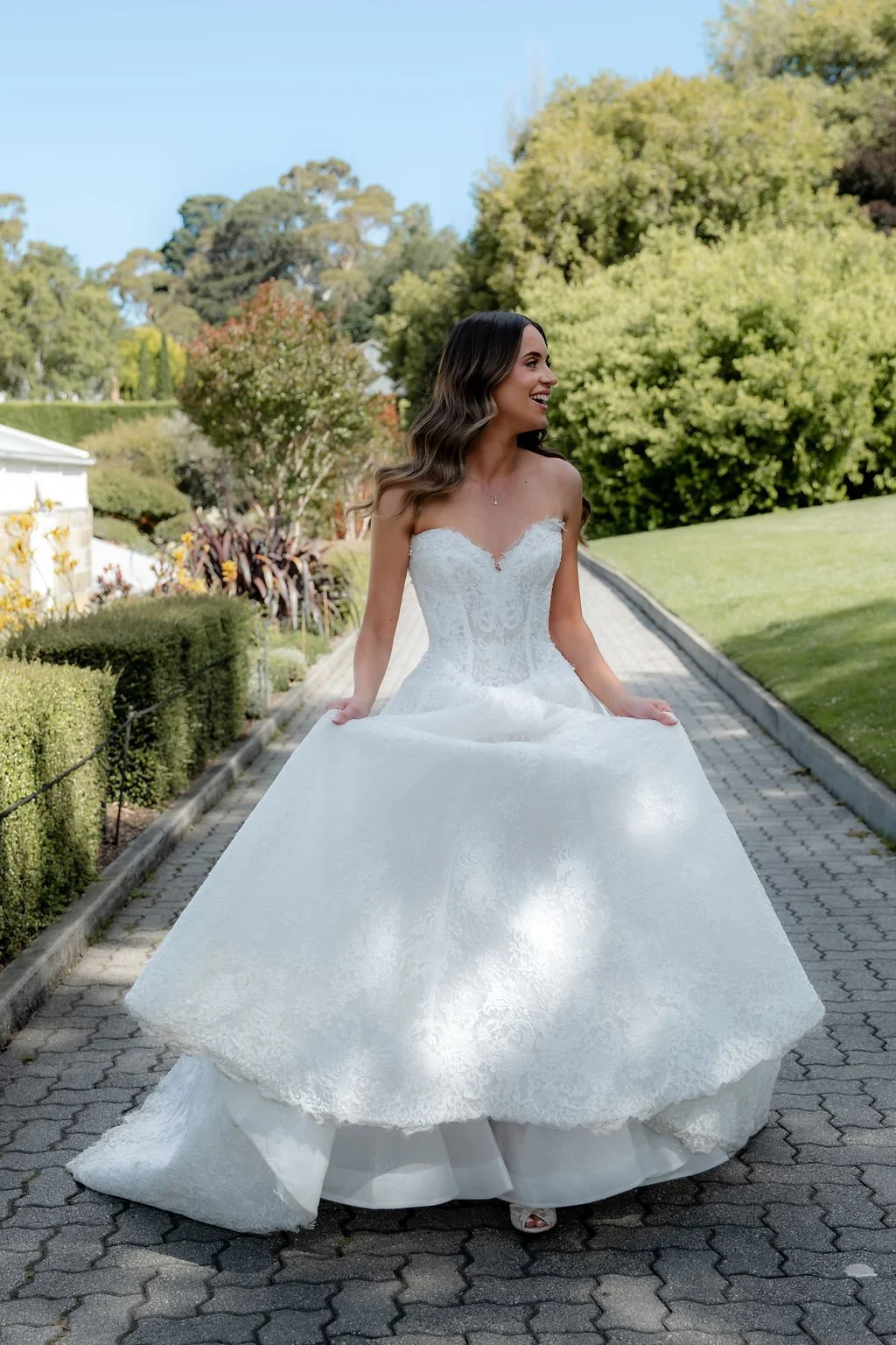 Erasmia & Daniel - Photo: End of Time Weddings