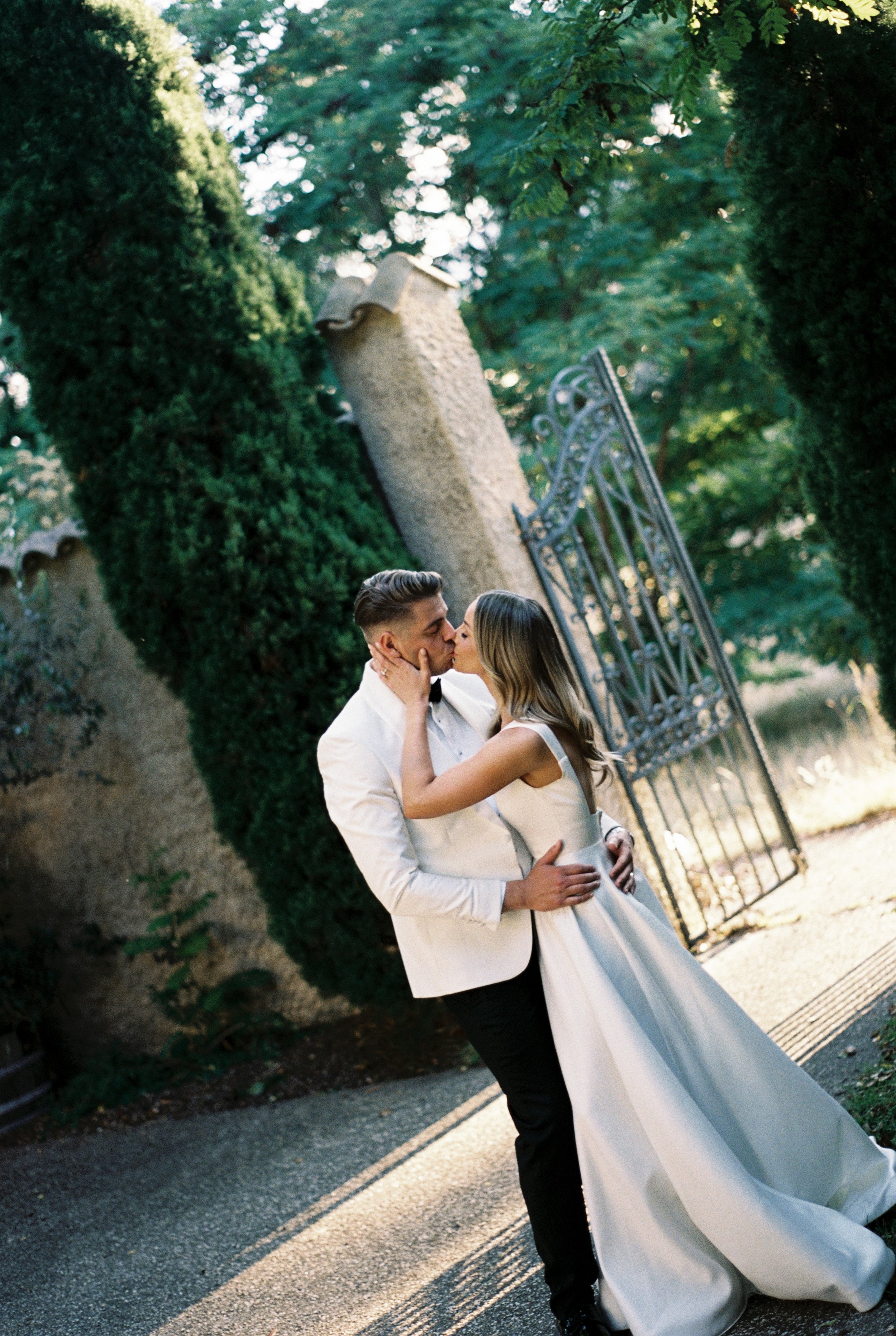 Victoria & Dylan - Photo: David Muir