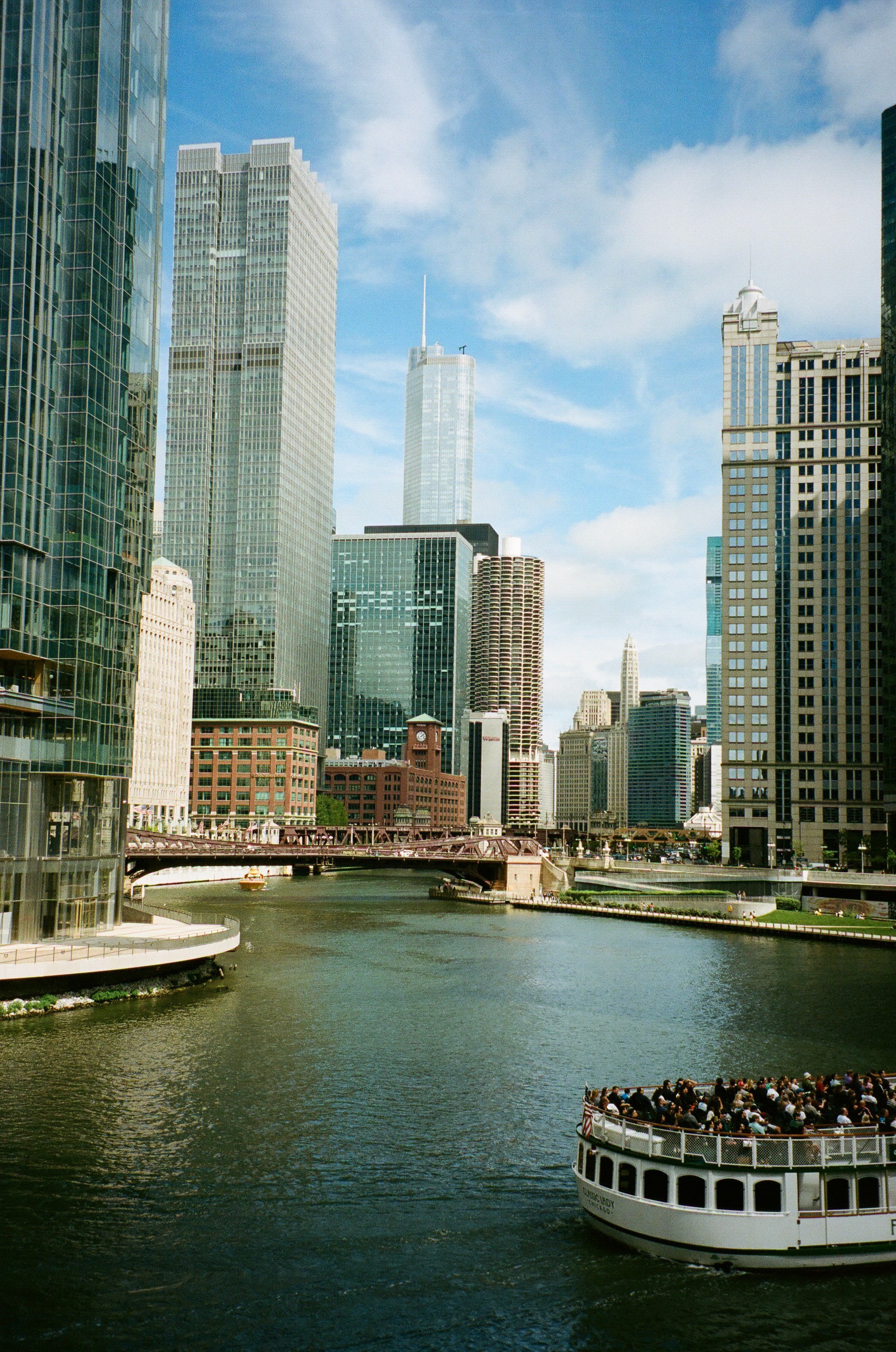 travel photography. Chicago IL. CBCZ Chicago & Houston photographer. travel and hospitality. the river. city