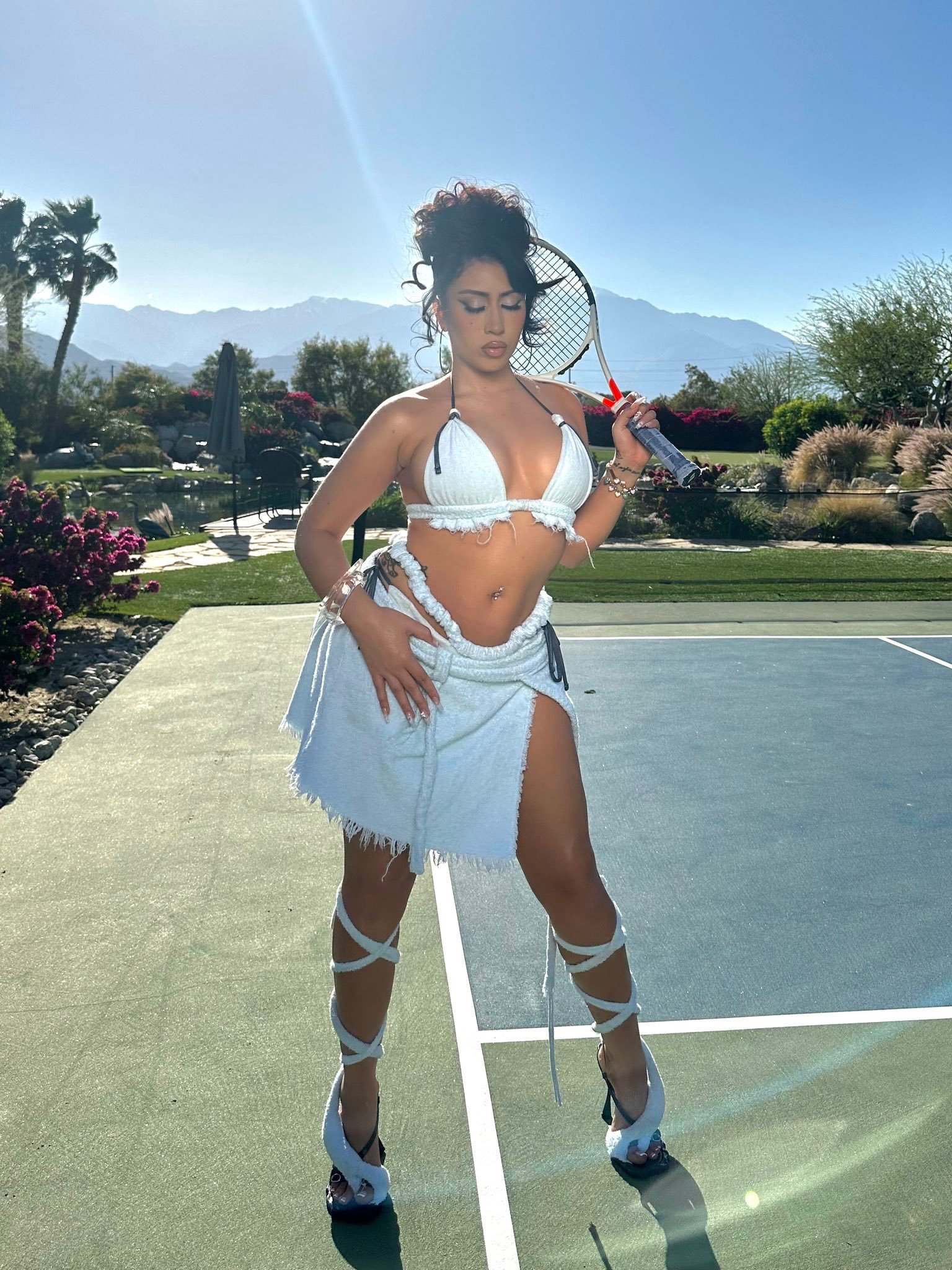 Kali Uchis Releases "Moonlight" Visual — Hype Off Life