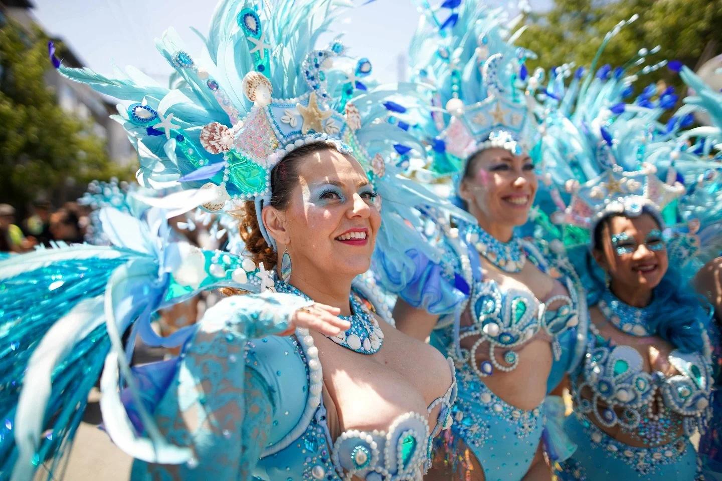 Reminiscing on this past Carnaval🥰 
Our Winter Workshop is back🤩 Join us for ODC Global Passport with Sambaxe

Buy your tickets for our performance are at the link in our bio :) 

Drop-ins are still welcome! 🪩💃🏽

⏰Every Thursday night from 7:45p