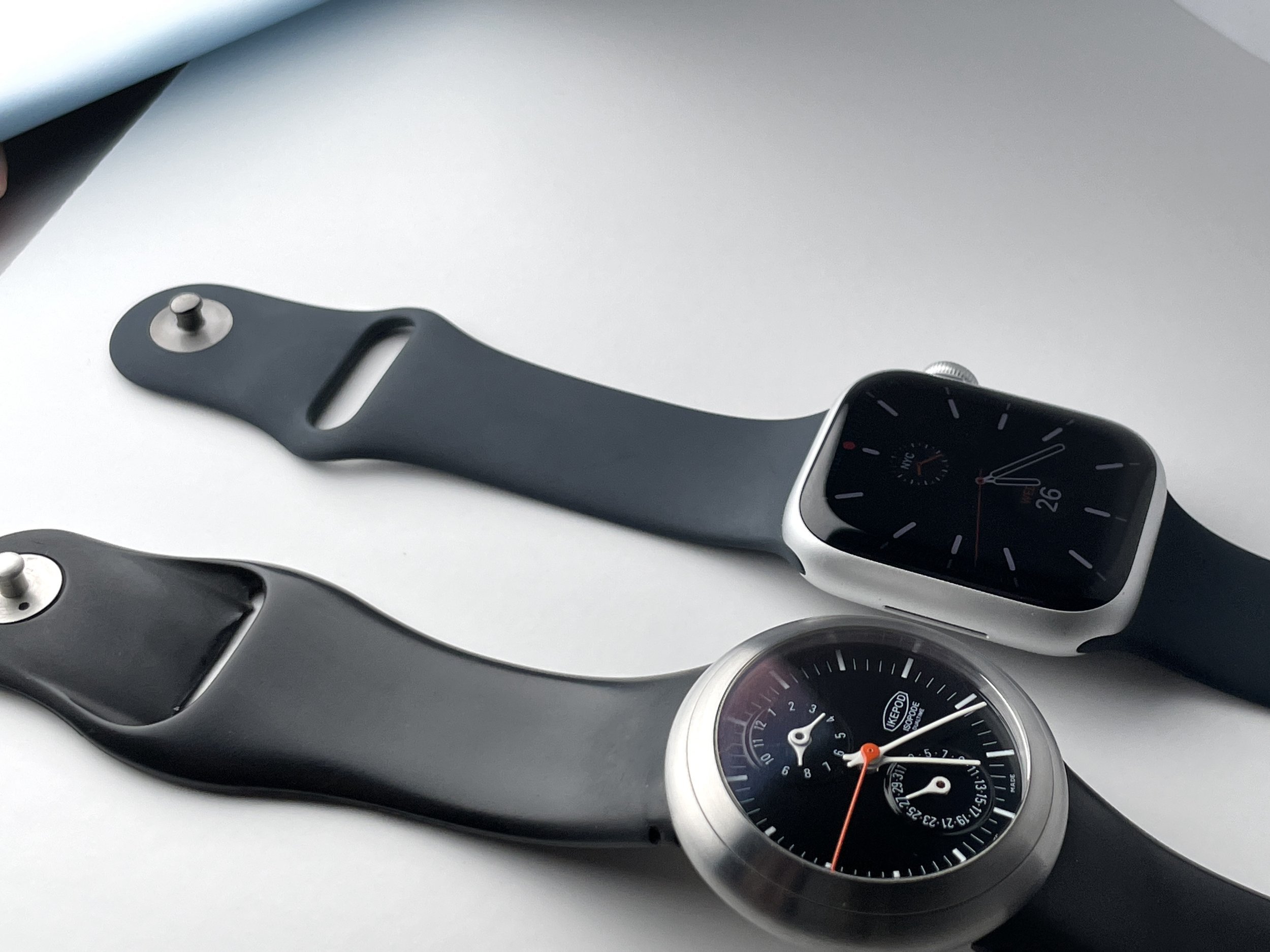 Spot the difference: Apple Watch's stunning straps look just like Marc  Newson's old ones