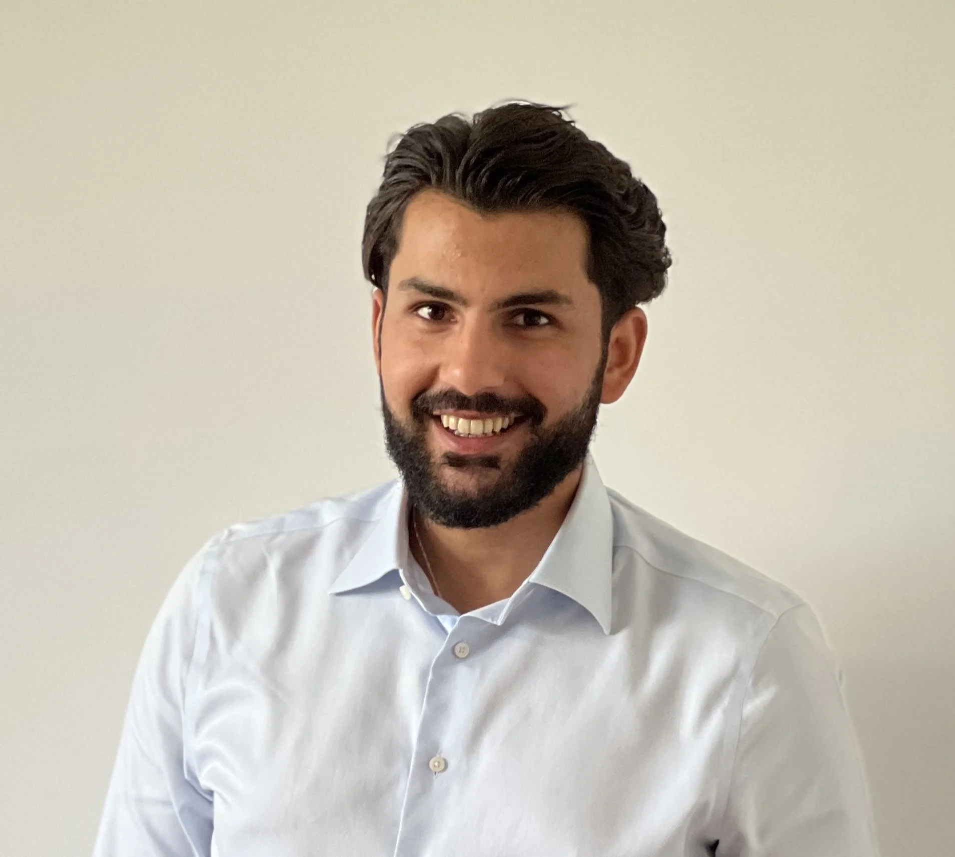 Shabir Tairie - Kindertandarts Lisse